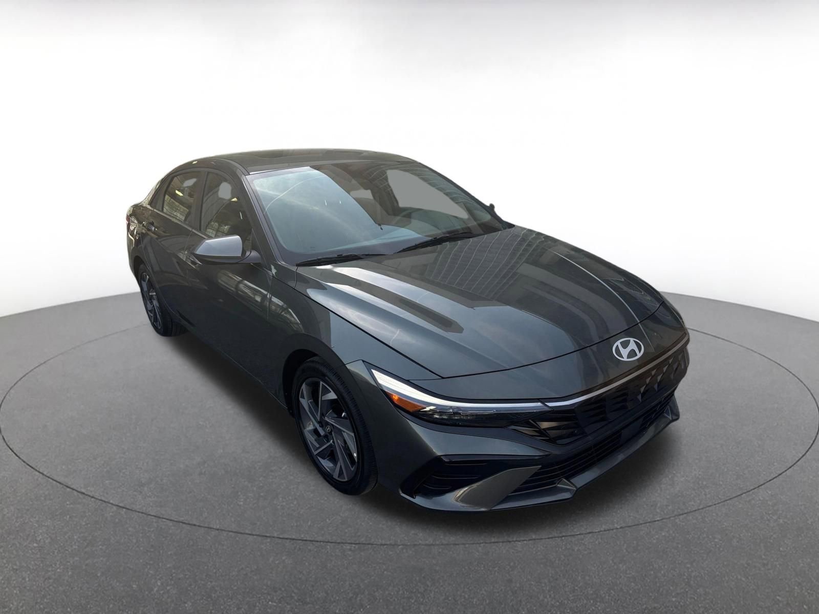 Thumbnail: 2025 Hyundai Elantra - 1