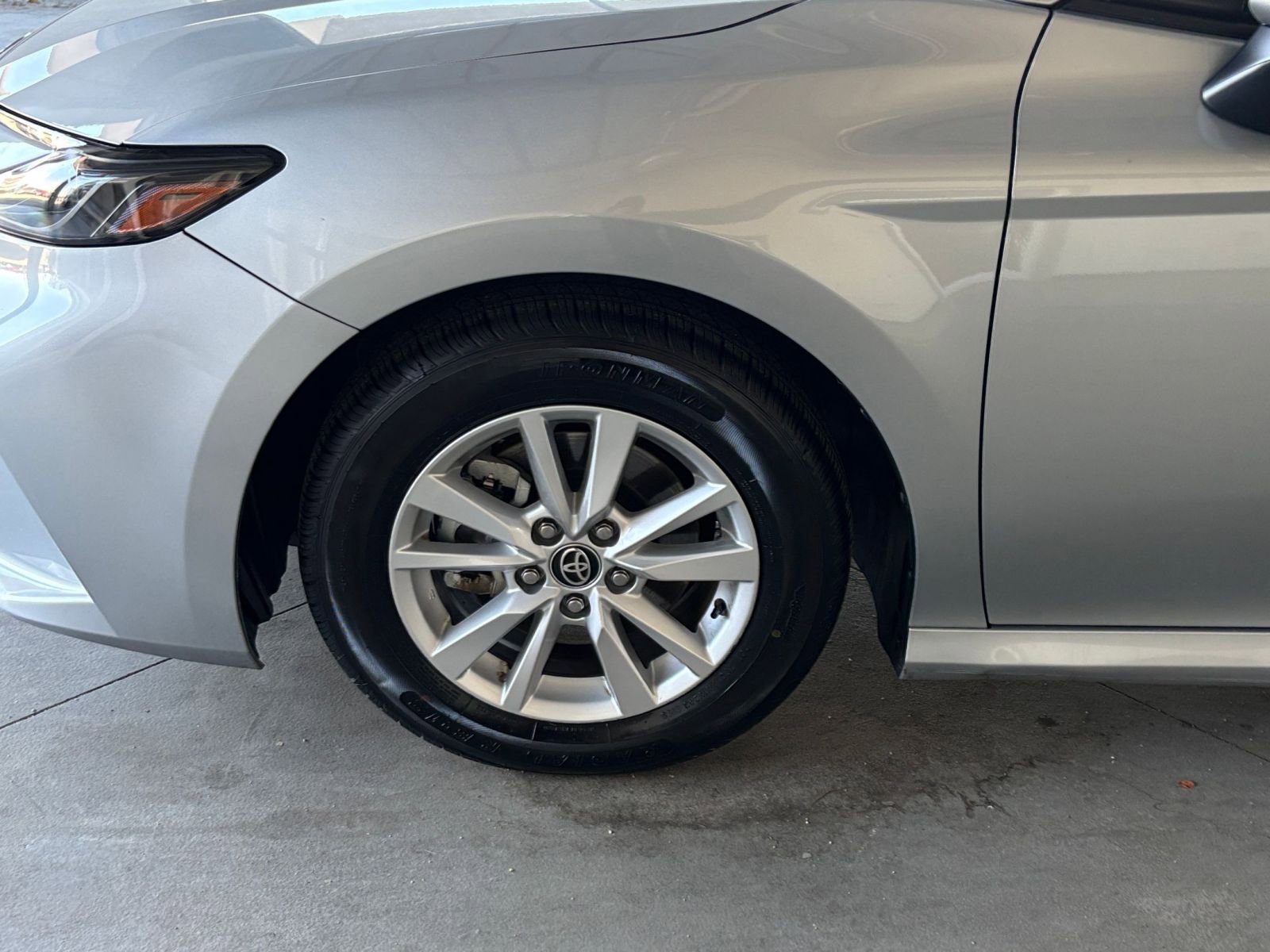 Thumbnail: 2025 Toyota Camry - 29