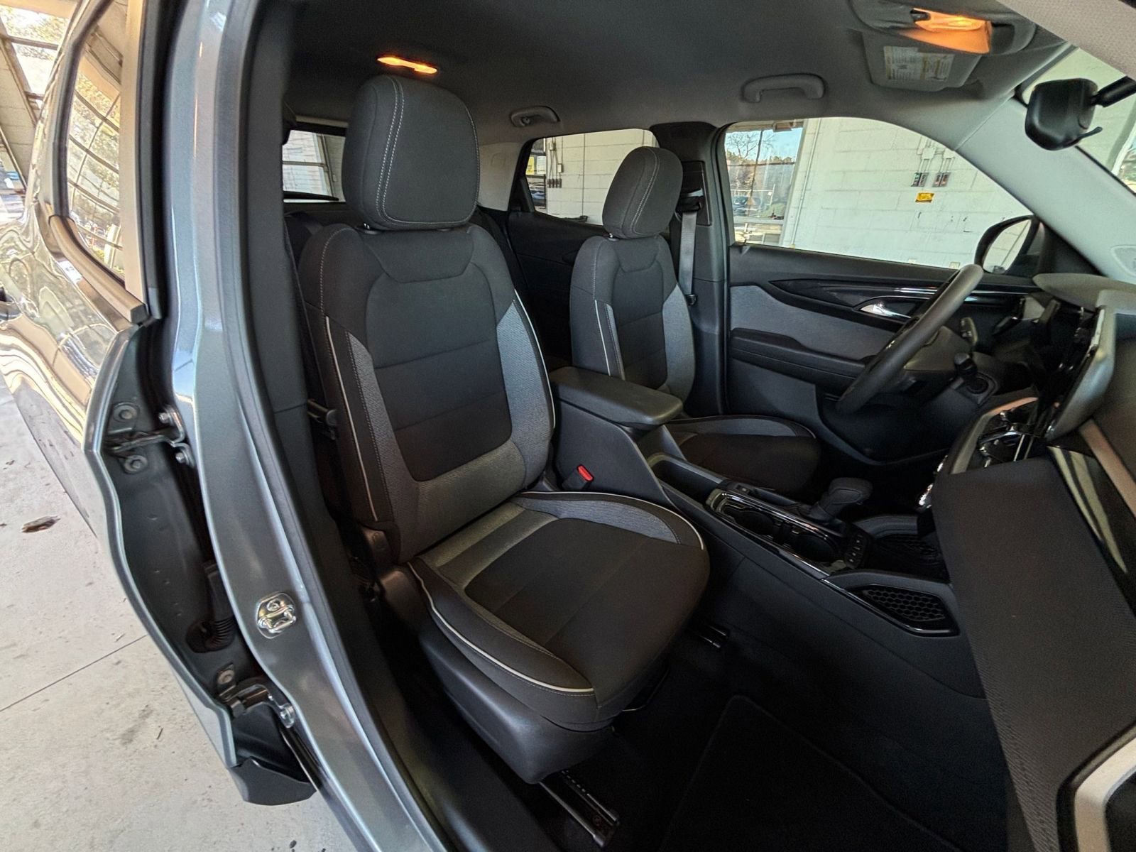 Thumbnail: 2025 Chevrolet TrailBlazer - 34