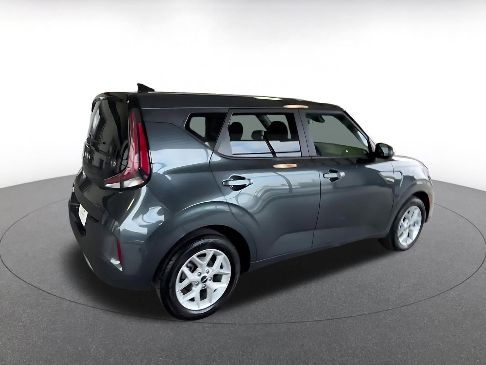 Thumbnail: 2025 Kia Soul - 13