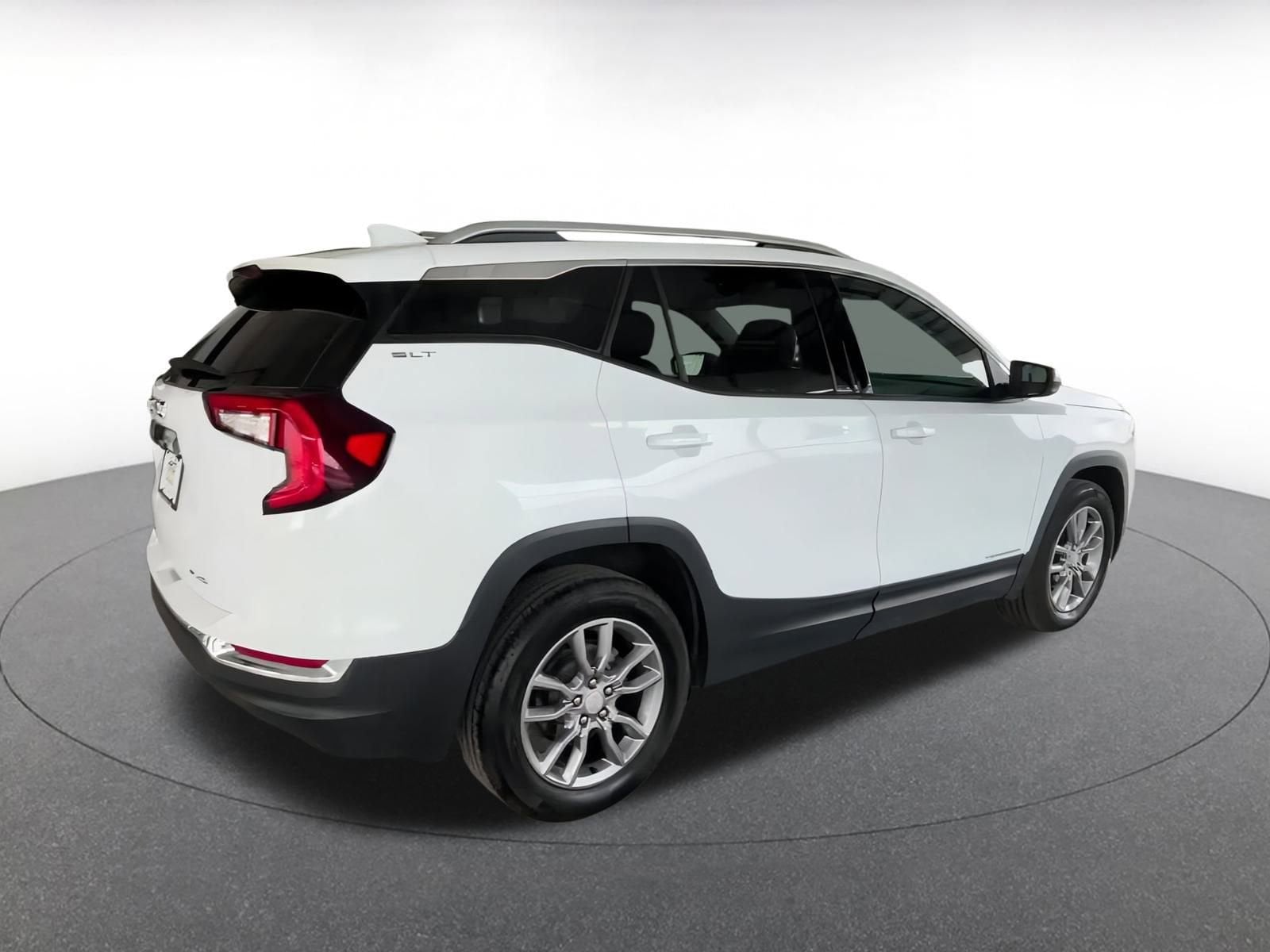 Thumbnail: 2024 GMC Terrain - 15