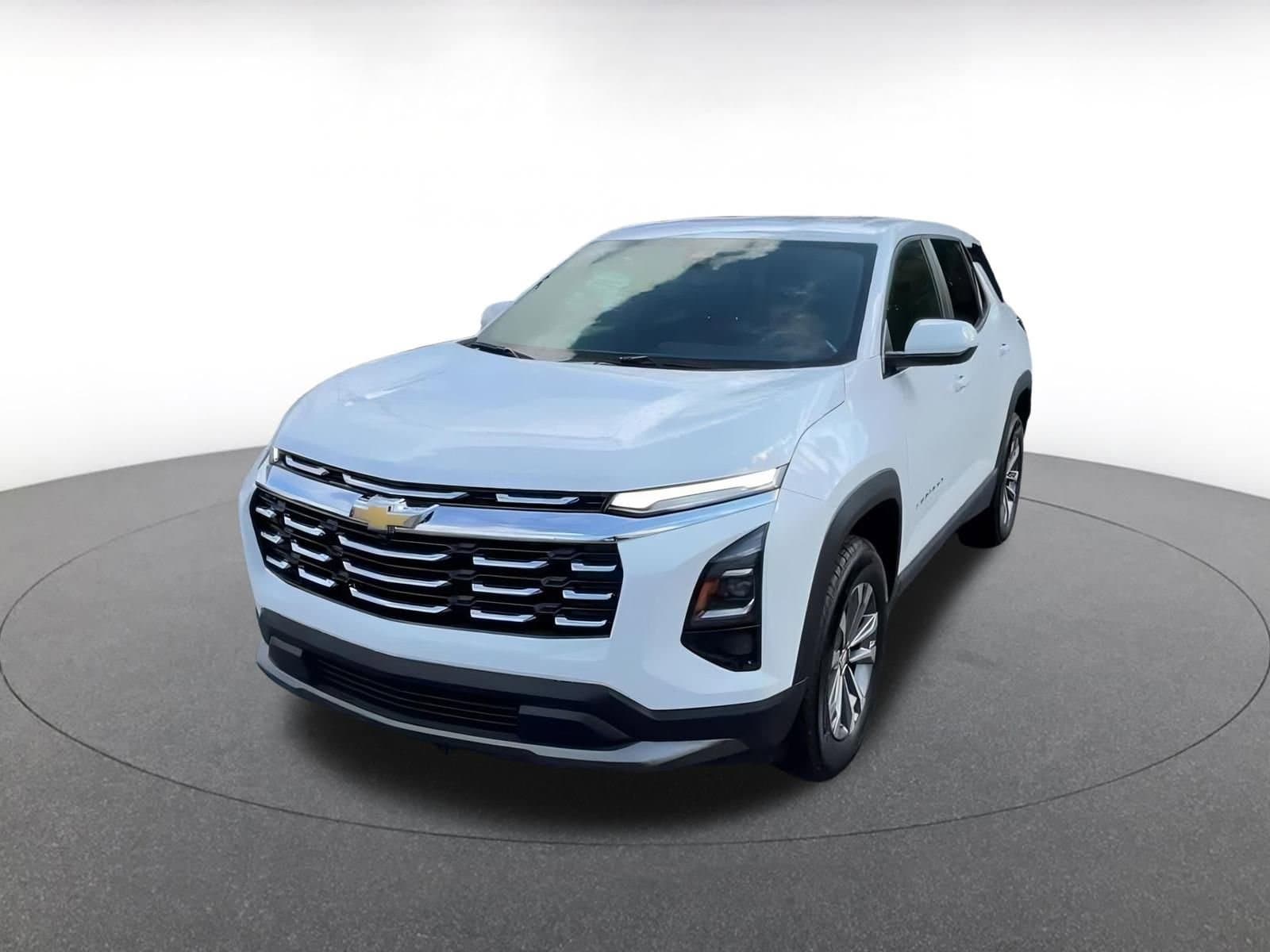 Thumbnail: 2025 Chevrolet Equinox - 6