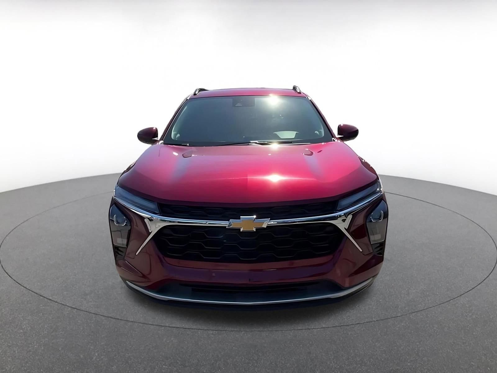 Thumbnail: 2025 Chevrolet Trax - 5