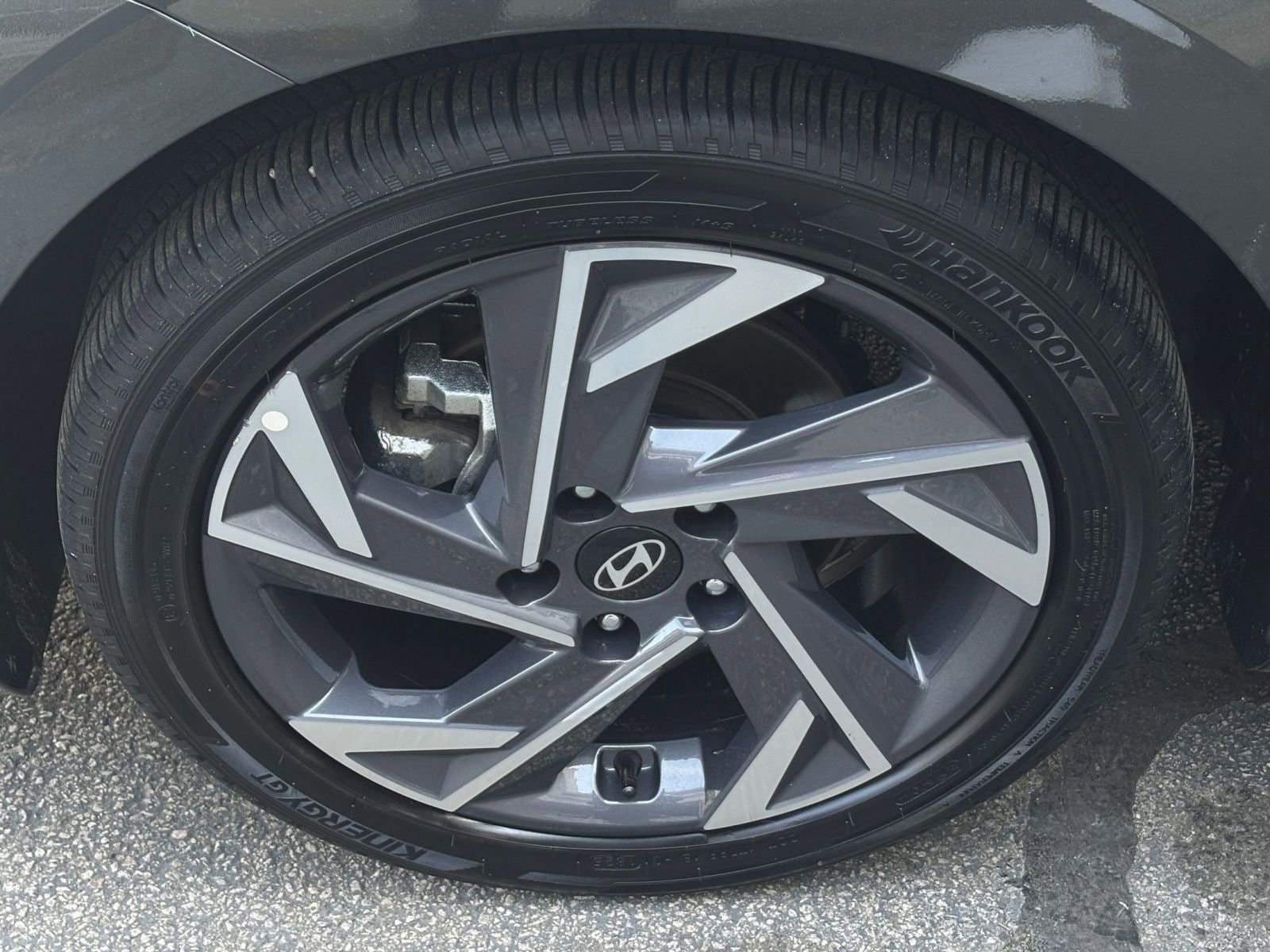 Thumbnail: 2025 Hyundai Elantra - 31