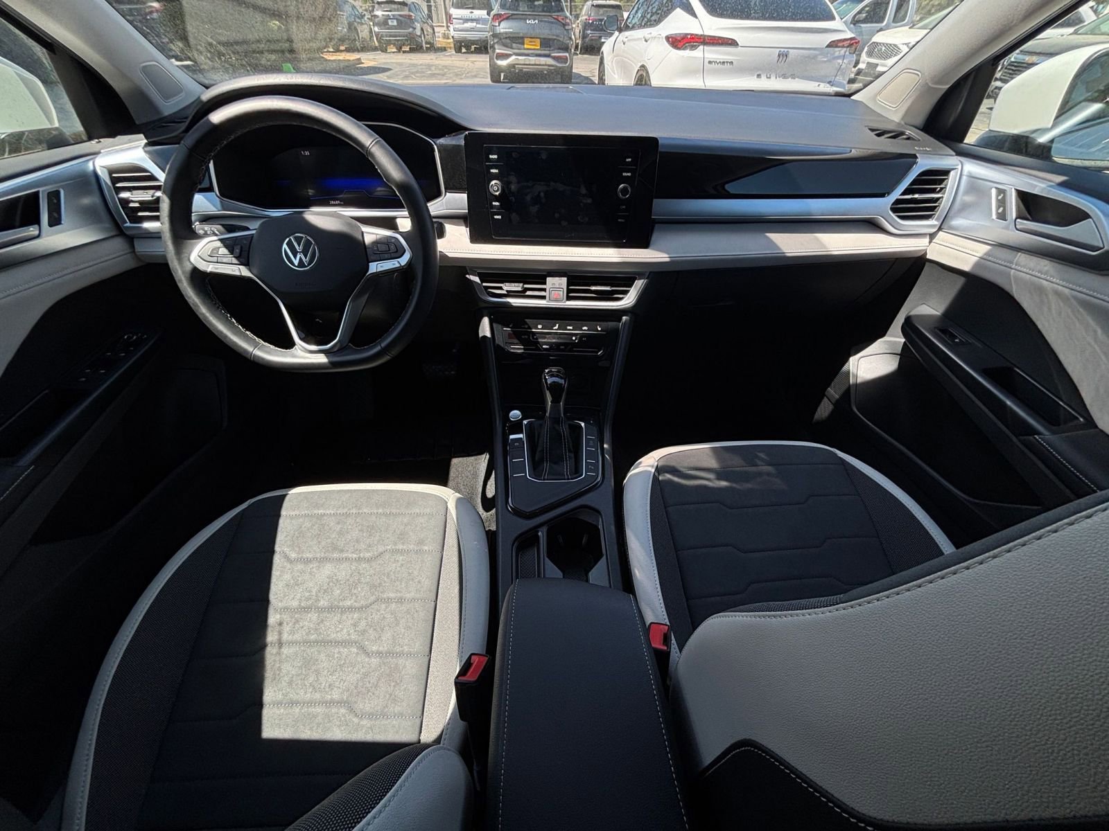 Thumbnail: 2025 Volkswagen Taos - 34