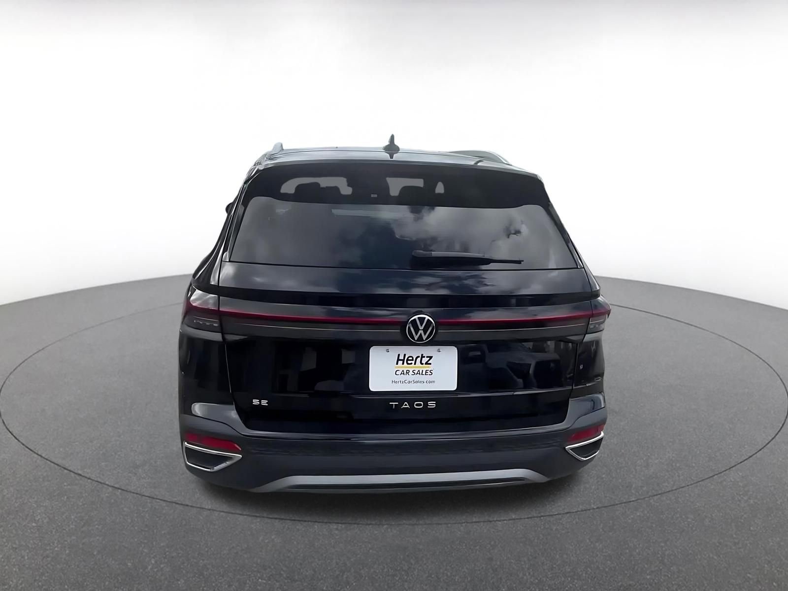 Thumbnail: 2025 Volkswagen Taos - 15