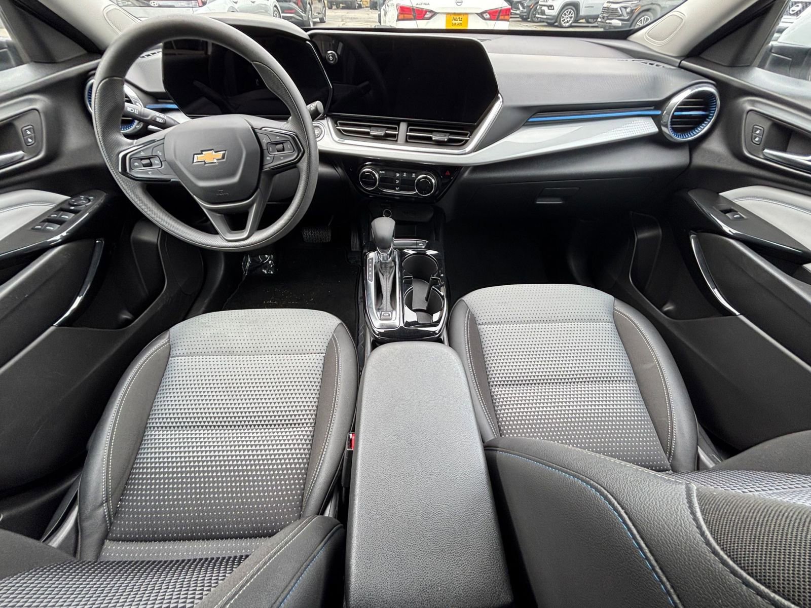 Thumbnail: 2025 Chevrolet Trax - 34