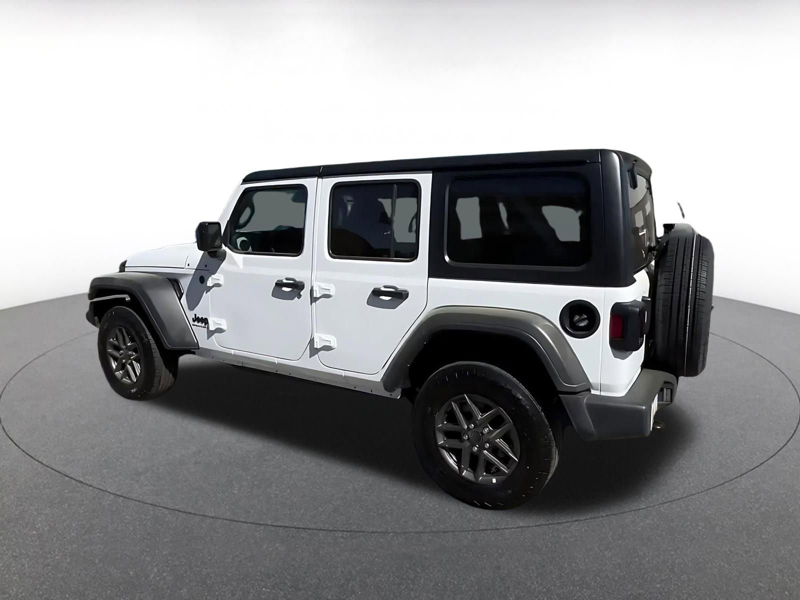 Thumbnail: 2025 Jeep Wrangler - 11