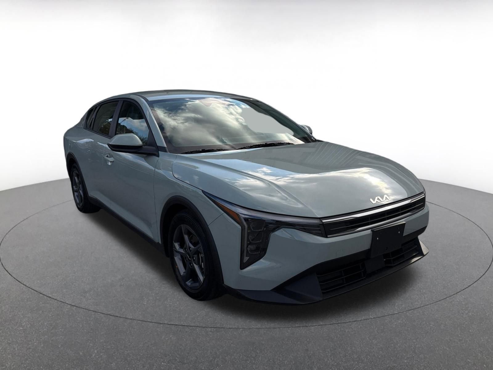 Thumbnail: 2025 Kia K4 - 1