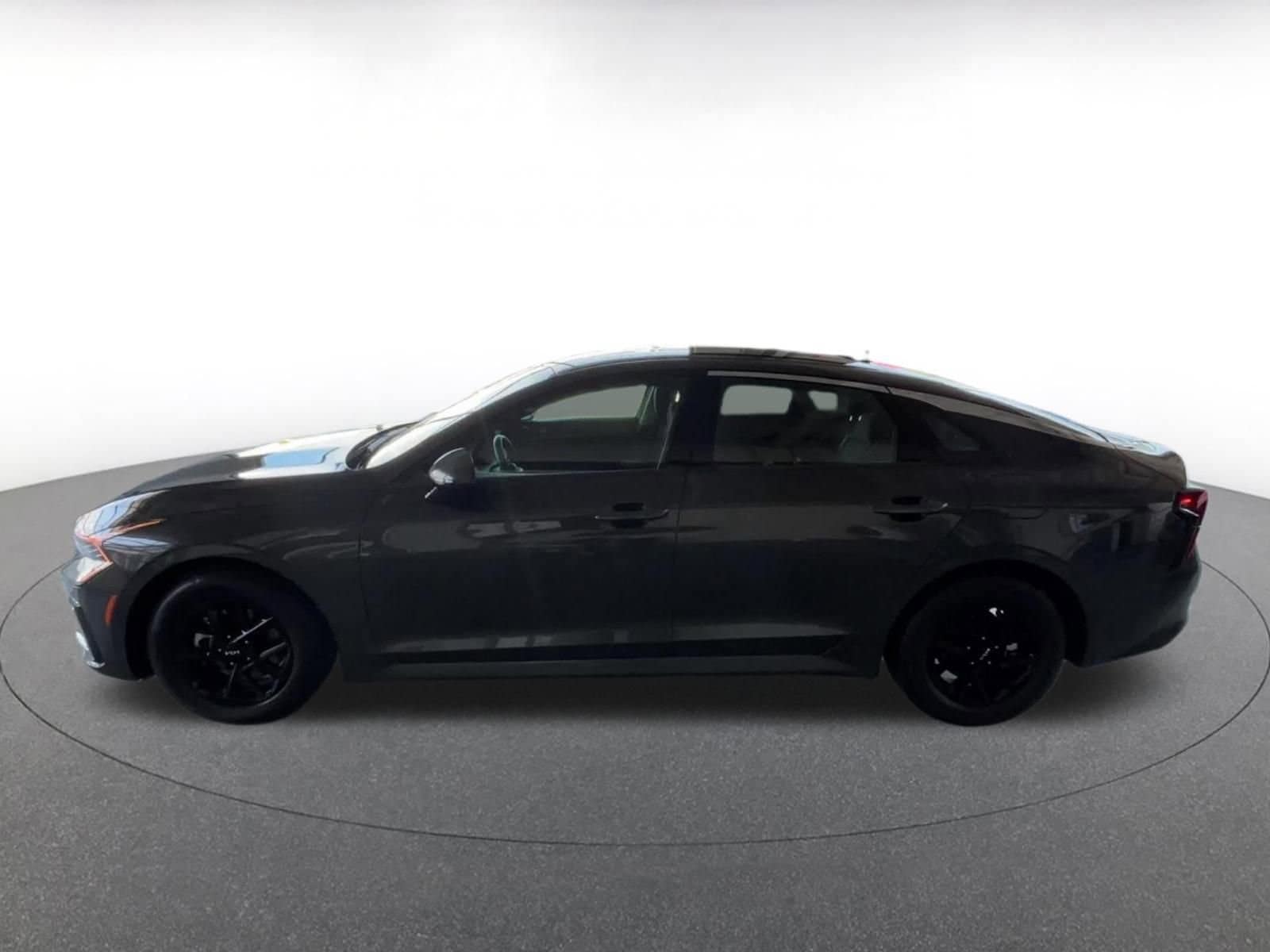 Thumbnail: 2025 Kia K5 - 8