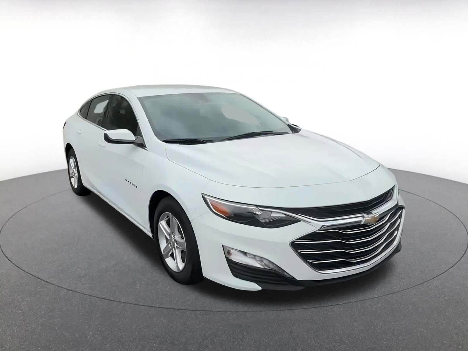 2023 Chevrolet Malibu LT 3