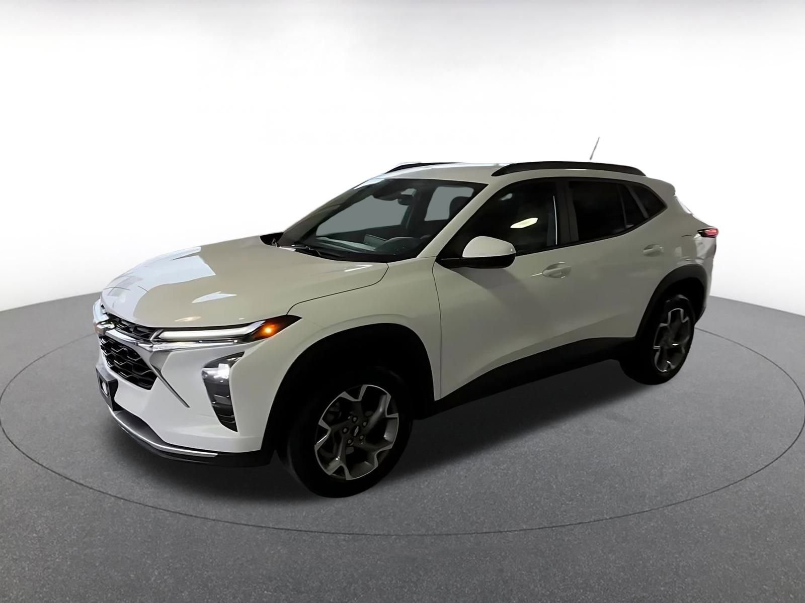 Thumbnail: 2025 Chevrolet Trax - 7