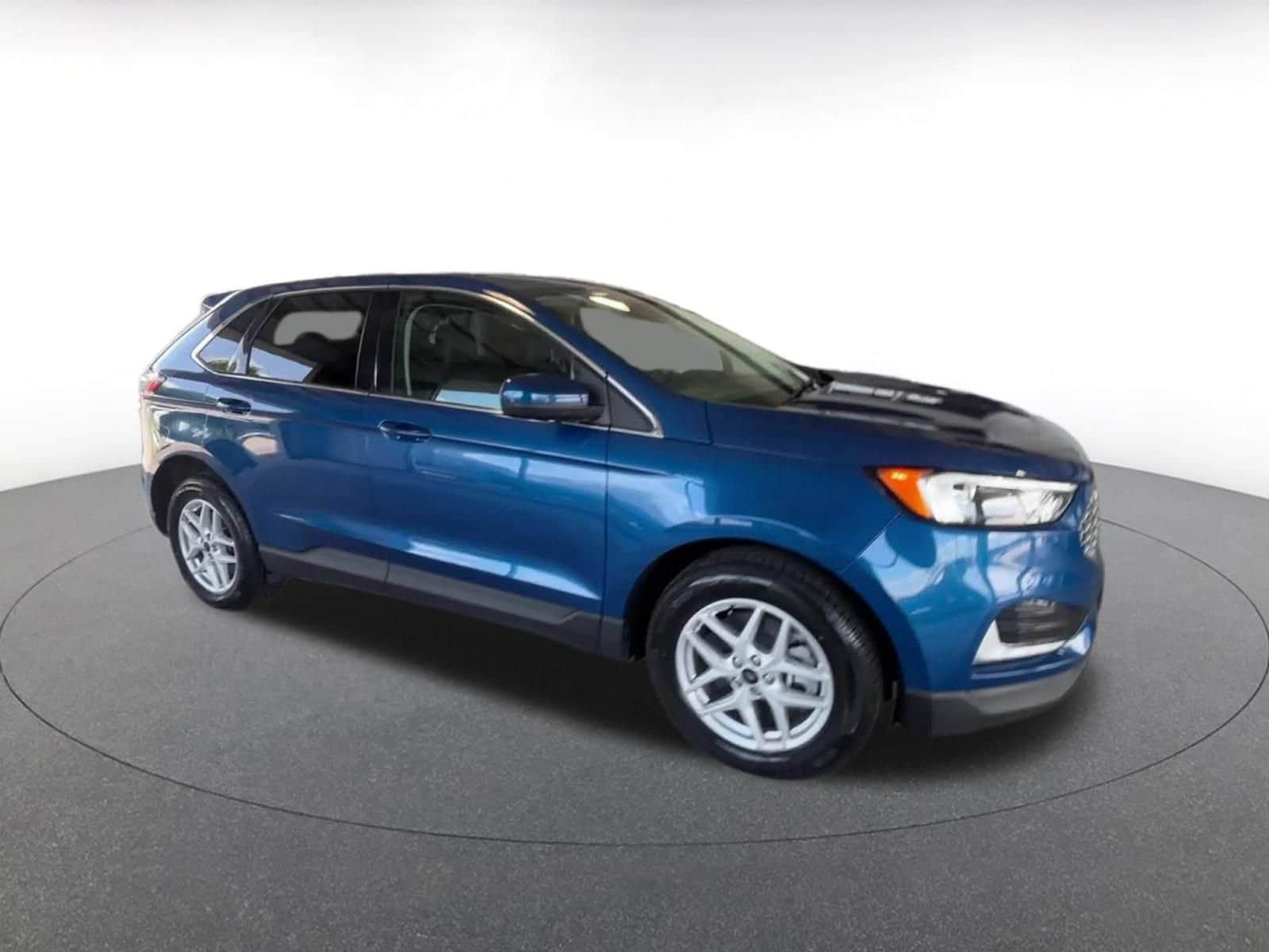 Thumbnail: 2024 Ford Edge - 2