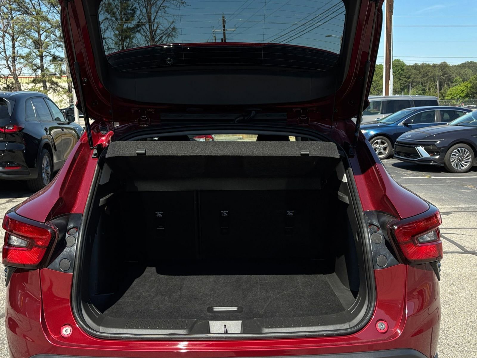 Thumbnail: 2025 Chevrolet Trax - 31