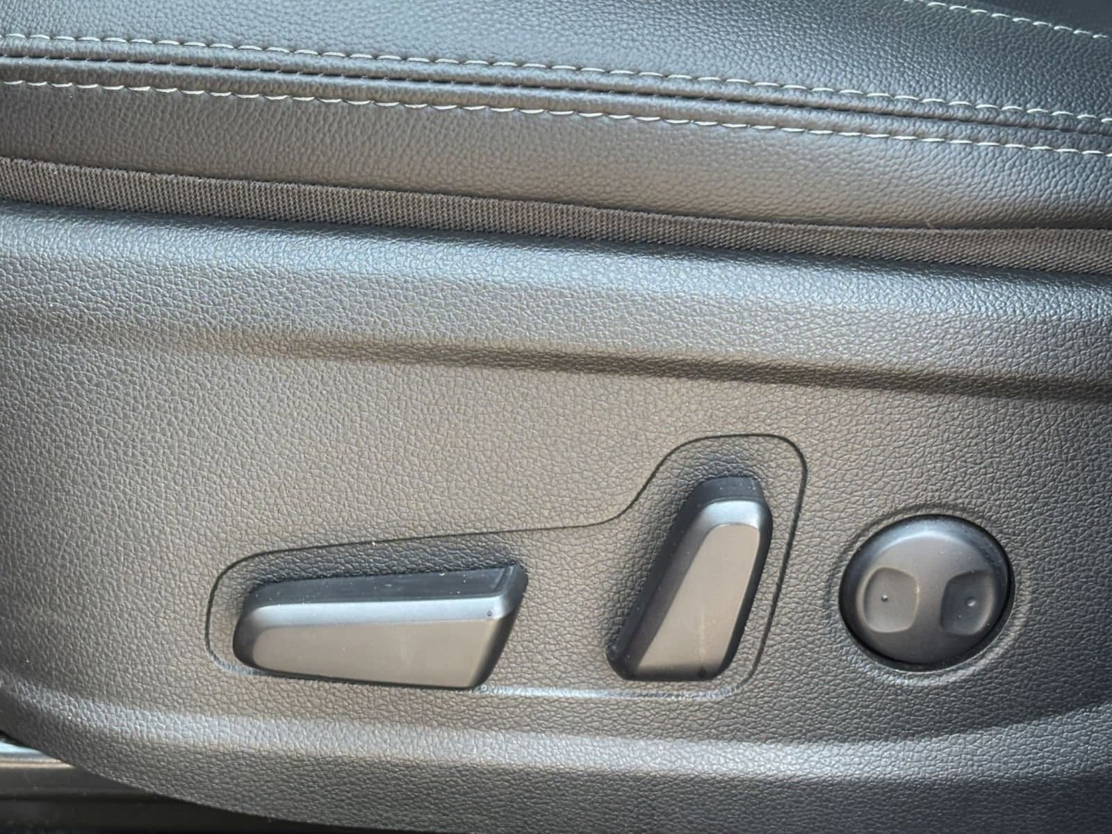 2023 Hyundai Santa Fe SEL 23