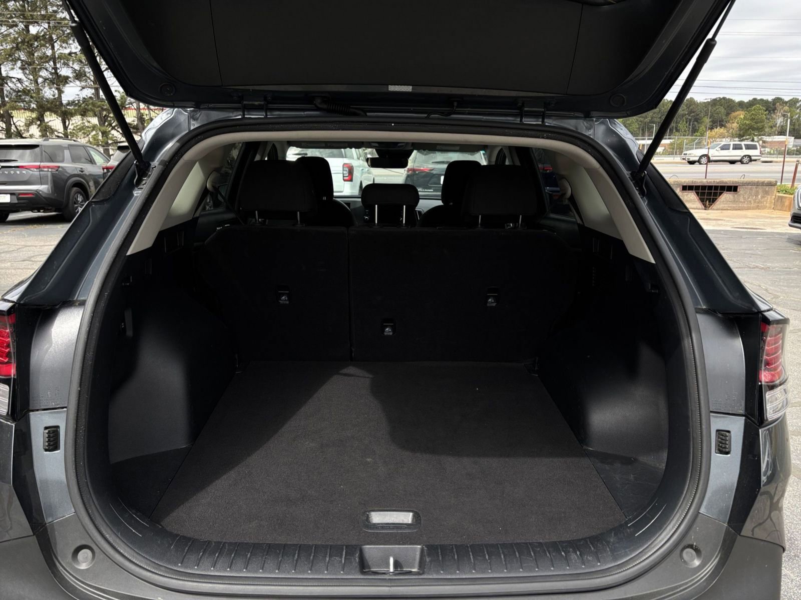 Thumbnail: 2025 Kia Sportage - 30