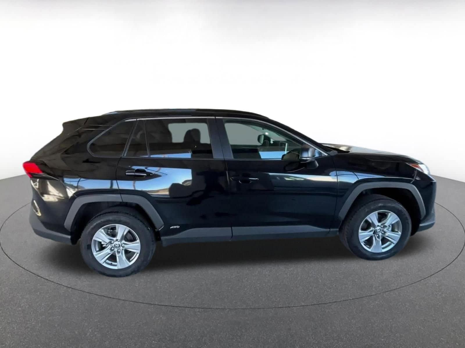 Thumbnail: 2025 Toyota RAV4 - 15