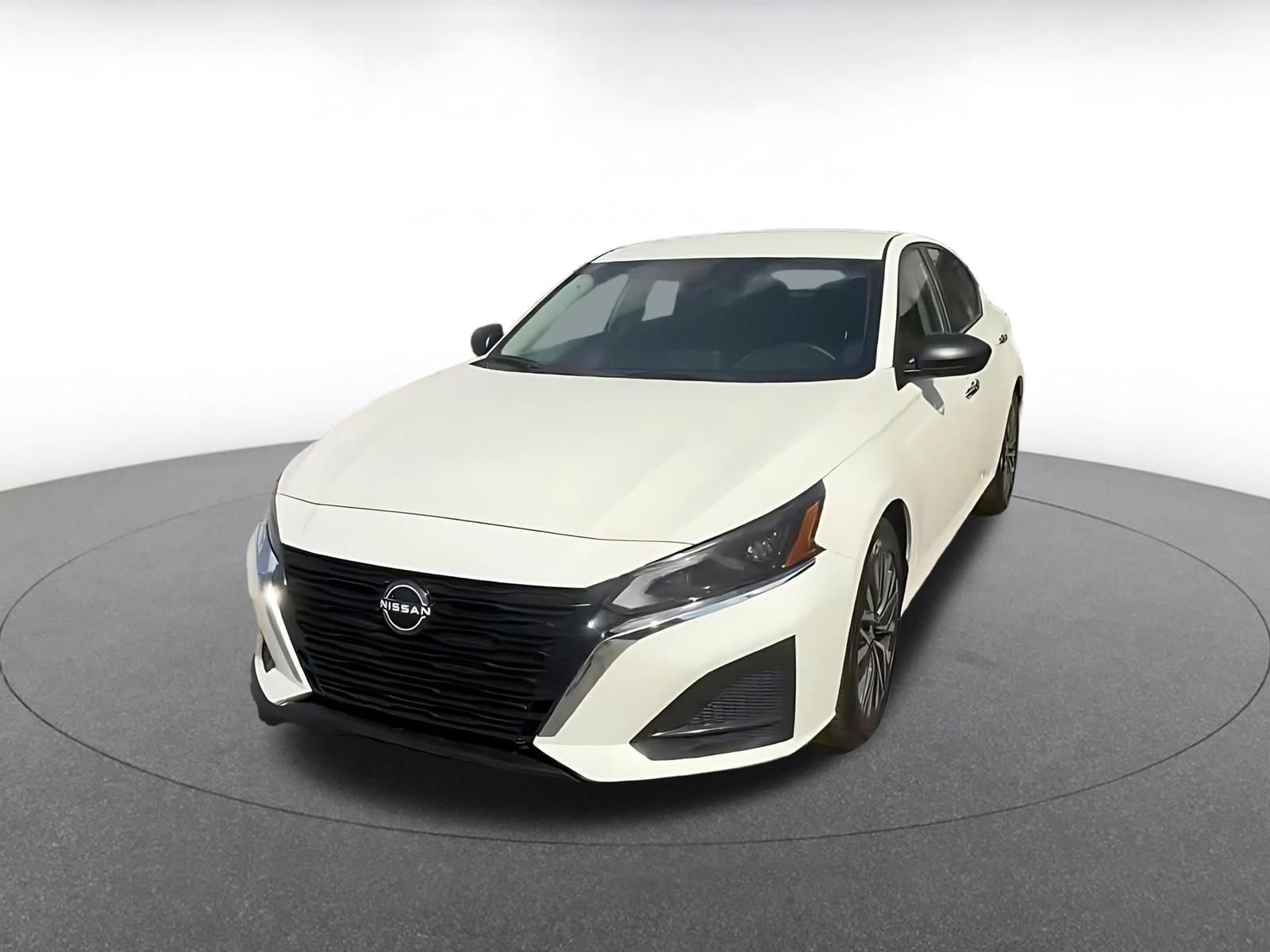 Thumbnail: 2025 Nissan Altima - 6