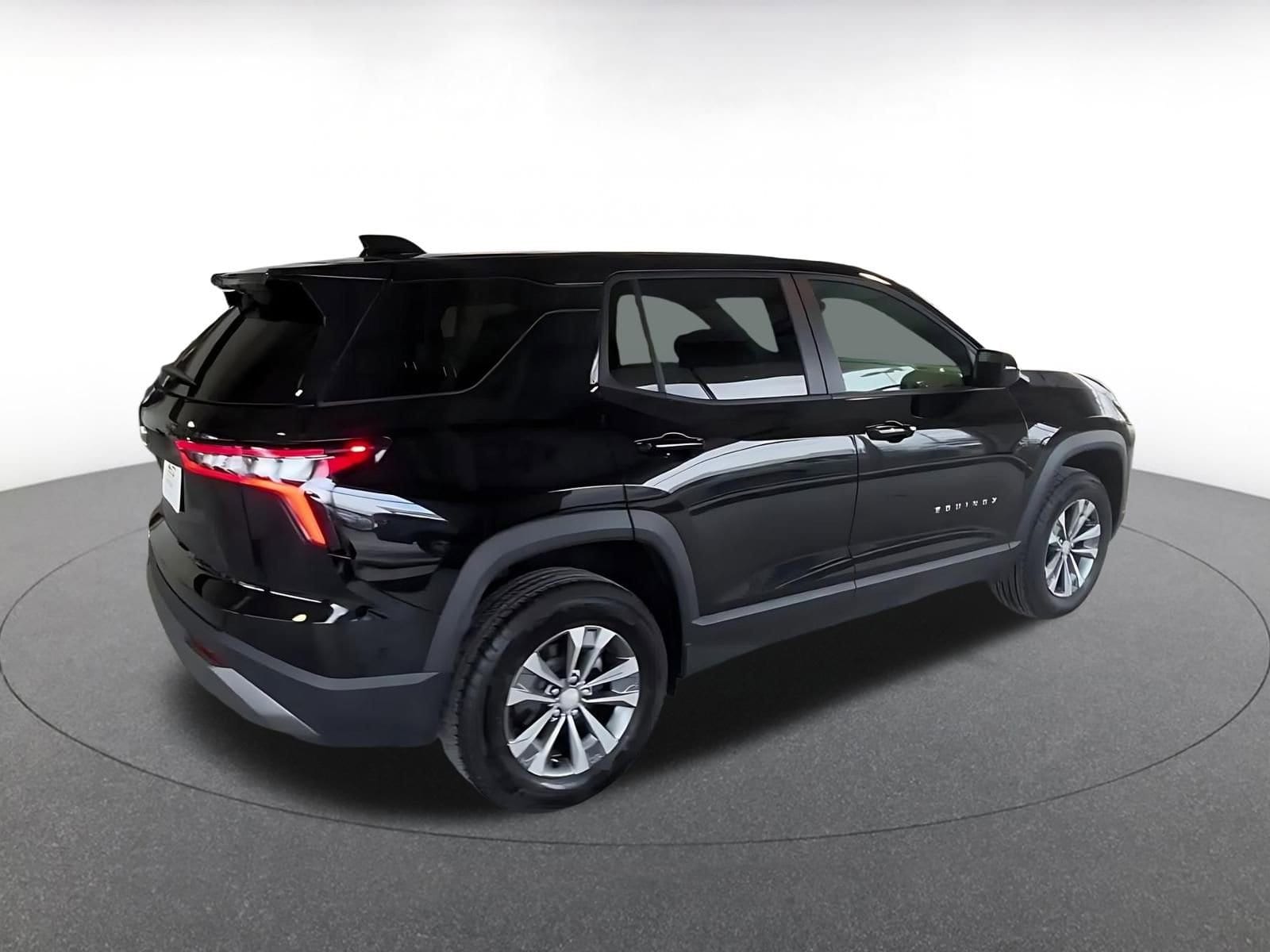 Thumbnail: 2025 Chevrolet Equinox - 17