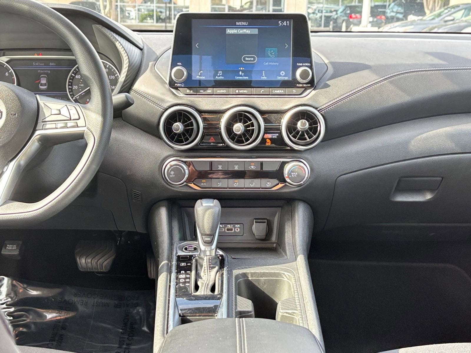 2024 Nissan Sentra SV 18