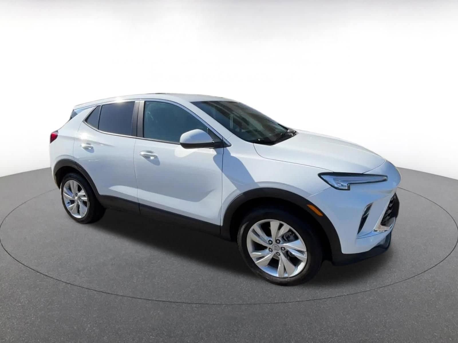 Thumbnail: 2025 Buick Encore GX - 3