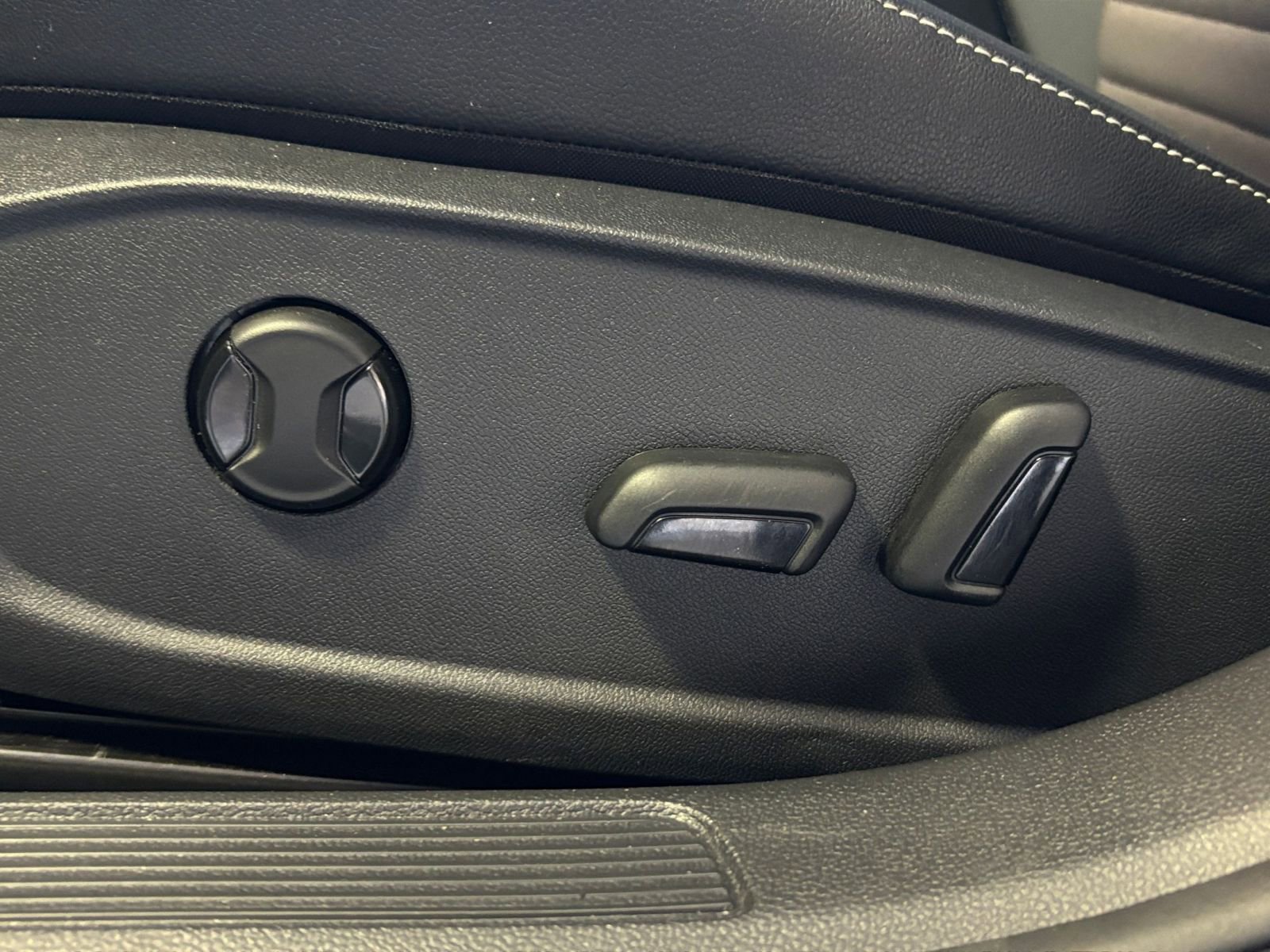 Thumbnail: 2025 Volkswagen Jetta - 25