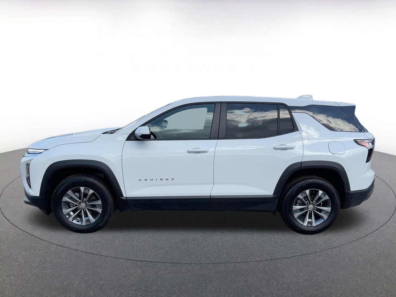 Thumbnail: 2025 Chevrolet Equinox - 11