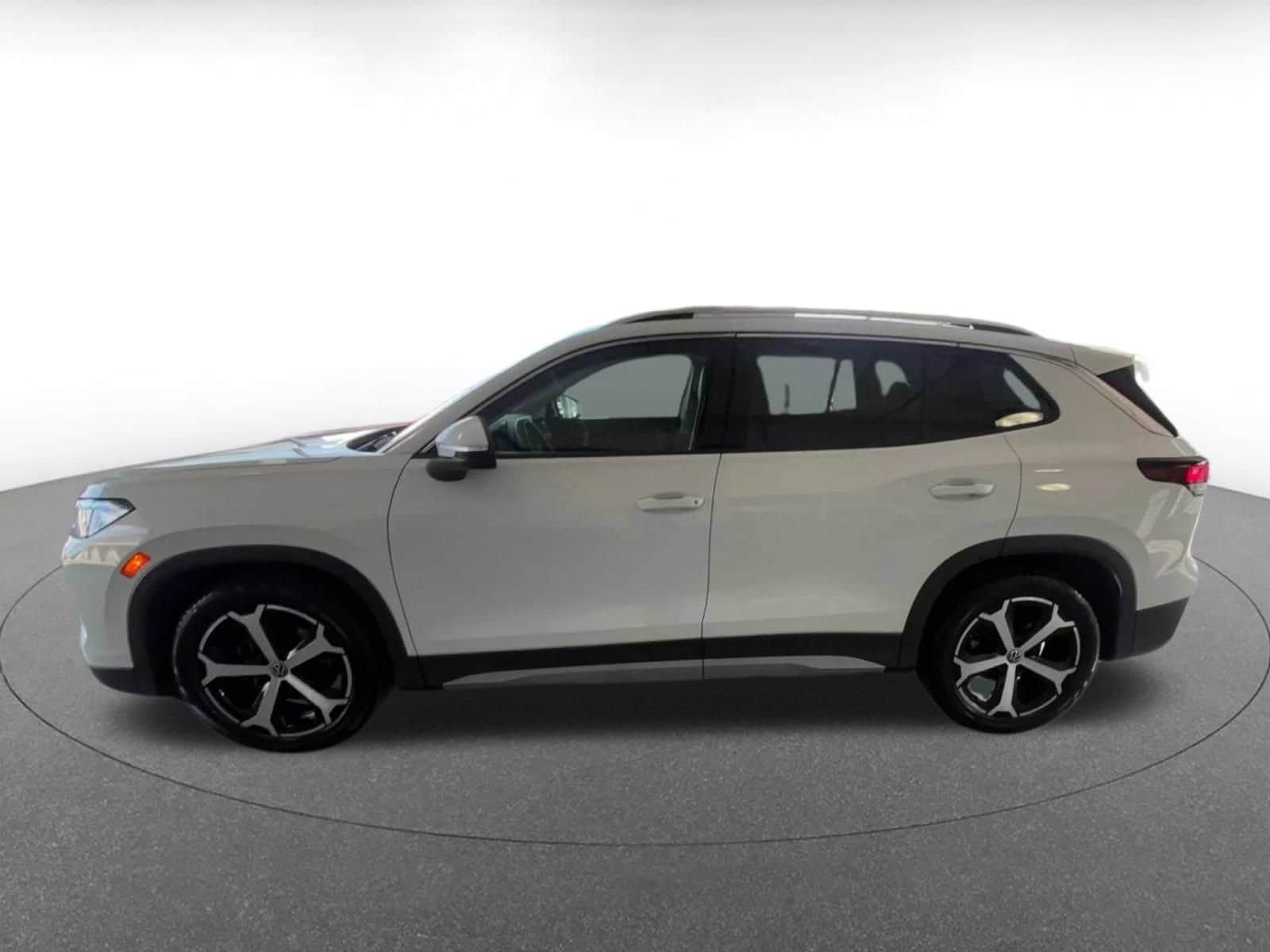 Thumbnail: 2026 Volkswagen Tiguan - 8
