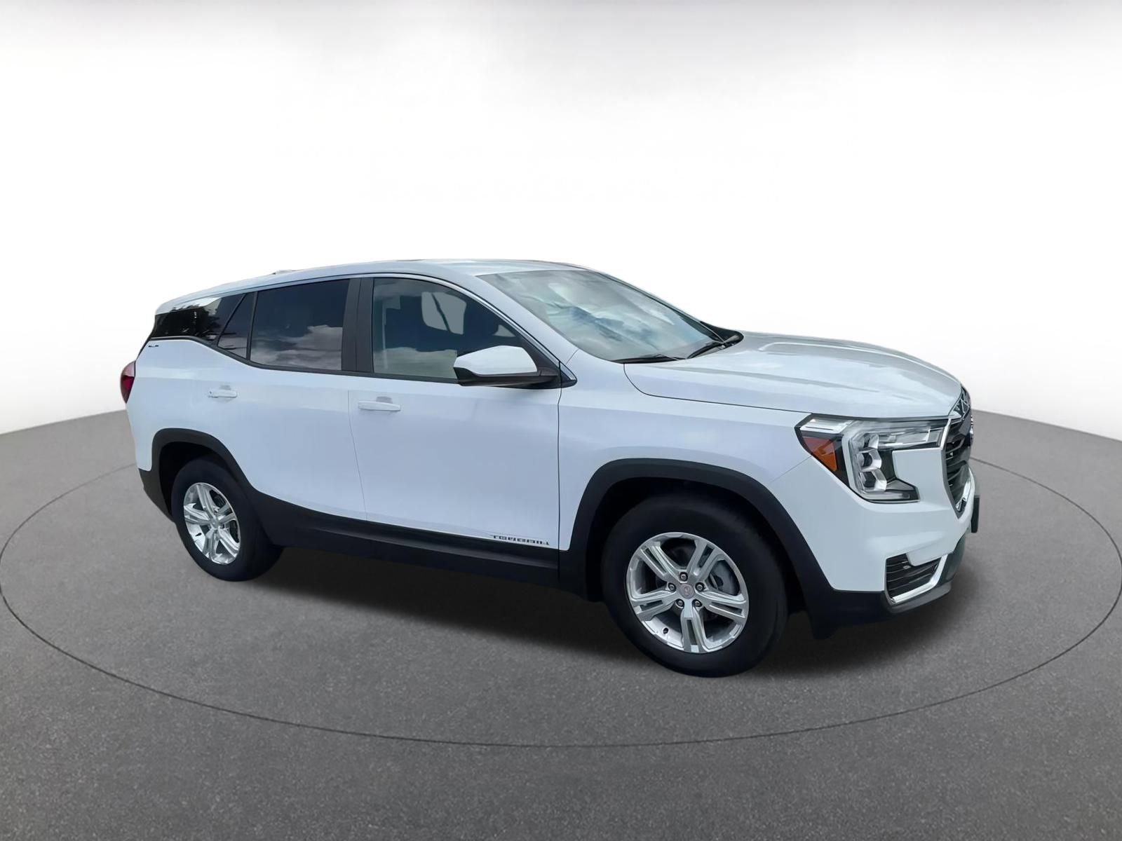Thumbnail: 2024 GMC Terrain - 2