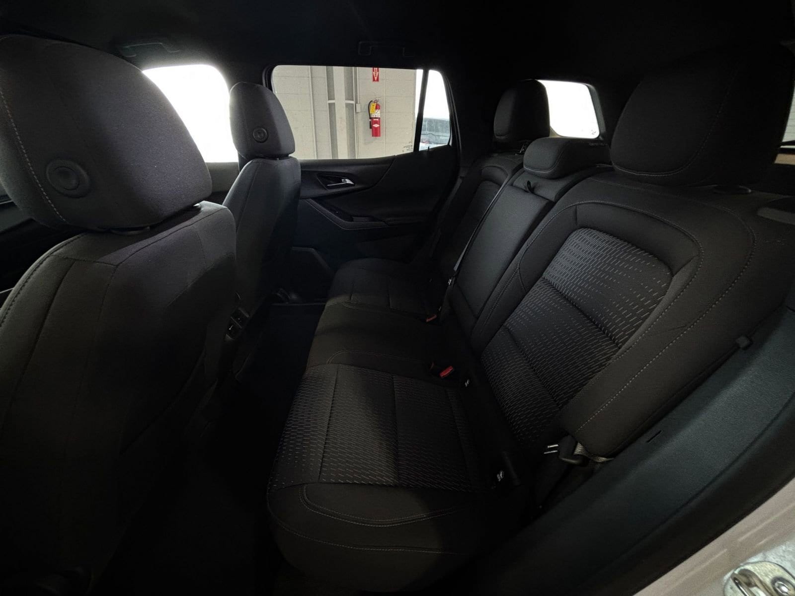 Thumbnail: 2025 Chevrolet Equinox - 25