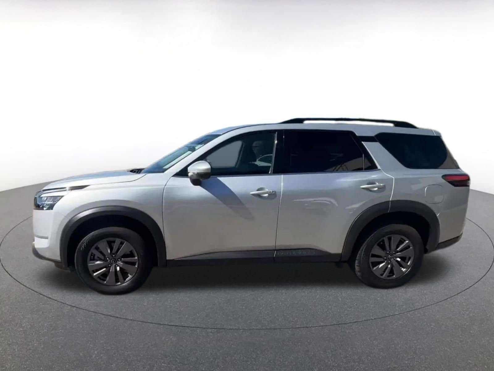 Thumbnail: 2025 Nissan Pathfinder - 8