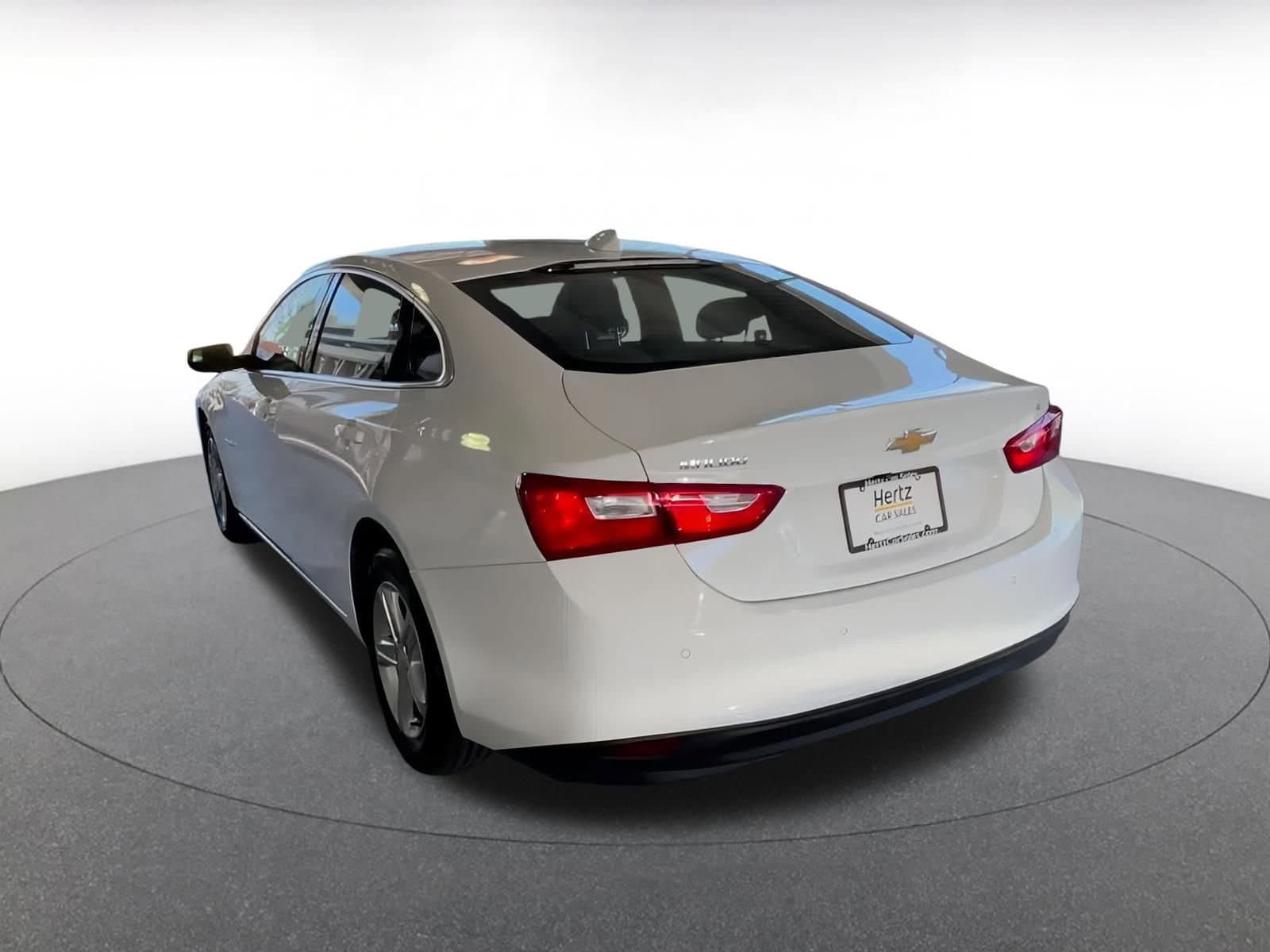 Thumbnail: 2024 Chevrolet Malibu - 11