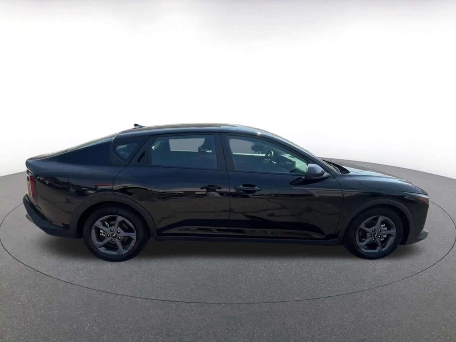 Thumbnail: 2025 Kia K4 - 16