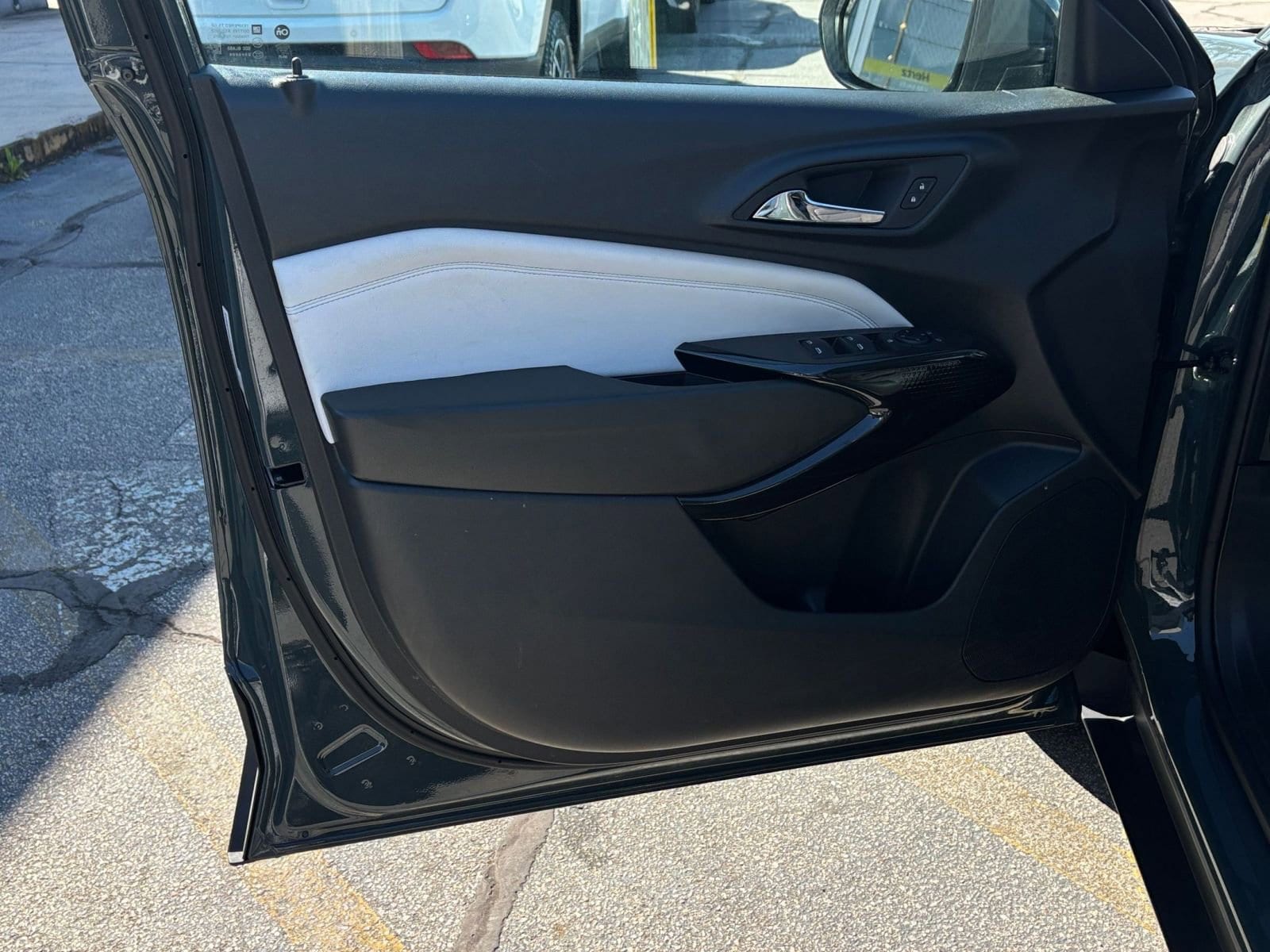 Thumbnail: 2025 Chevrolet Trax - 25