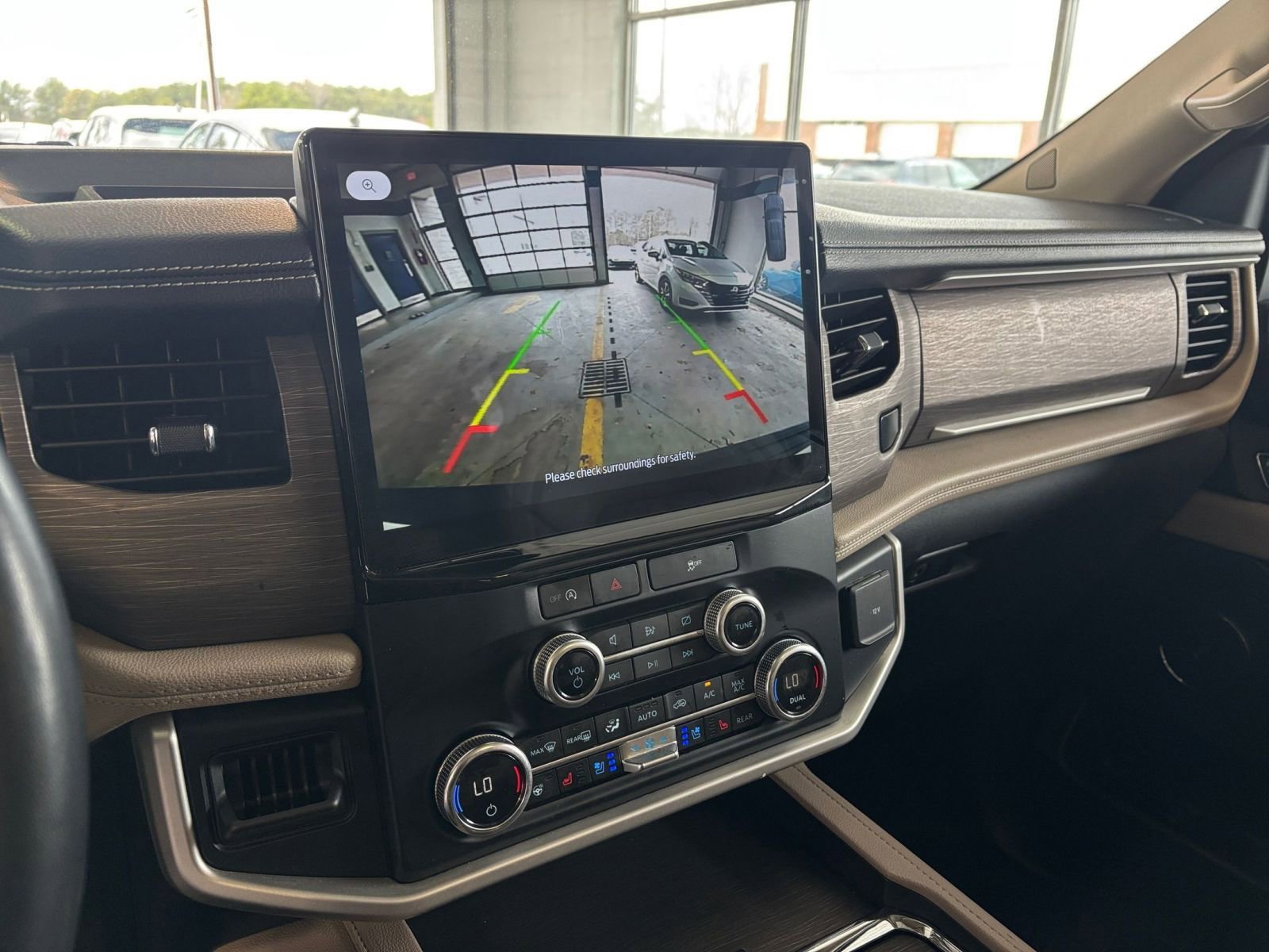 Thumbnail: 2024 Ford Expedition - 28