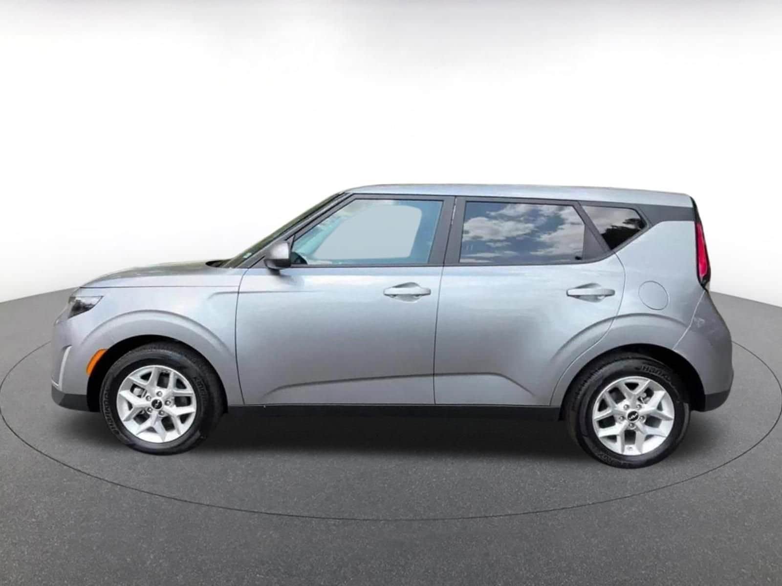 Thumbnail: 2025 Kia Soul - 8