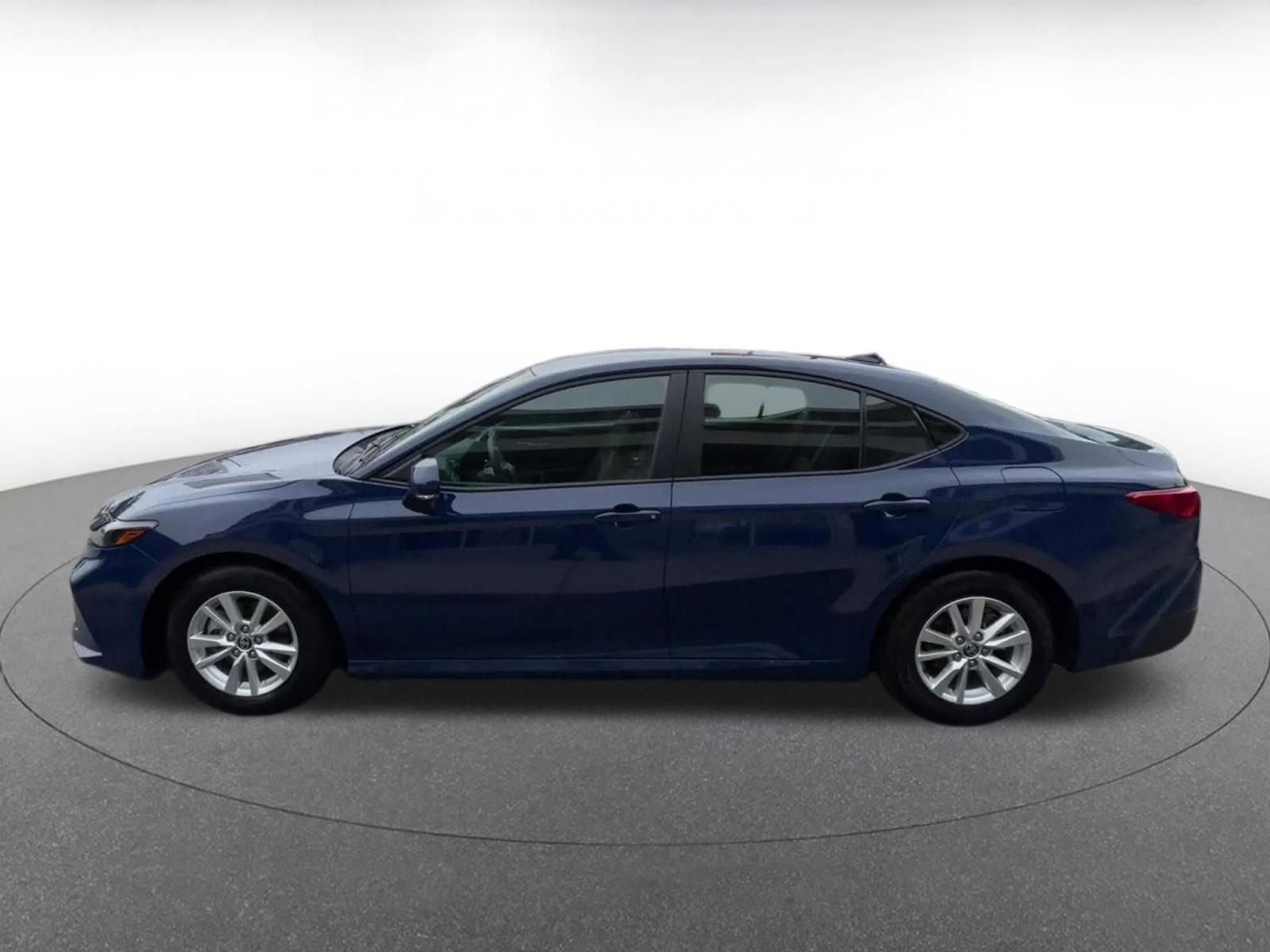 Thumbnail: 2025 Toyota Camry - 8