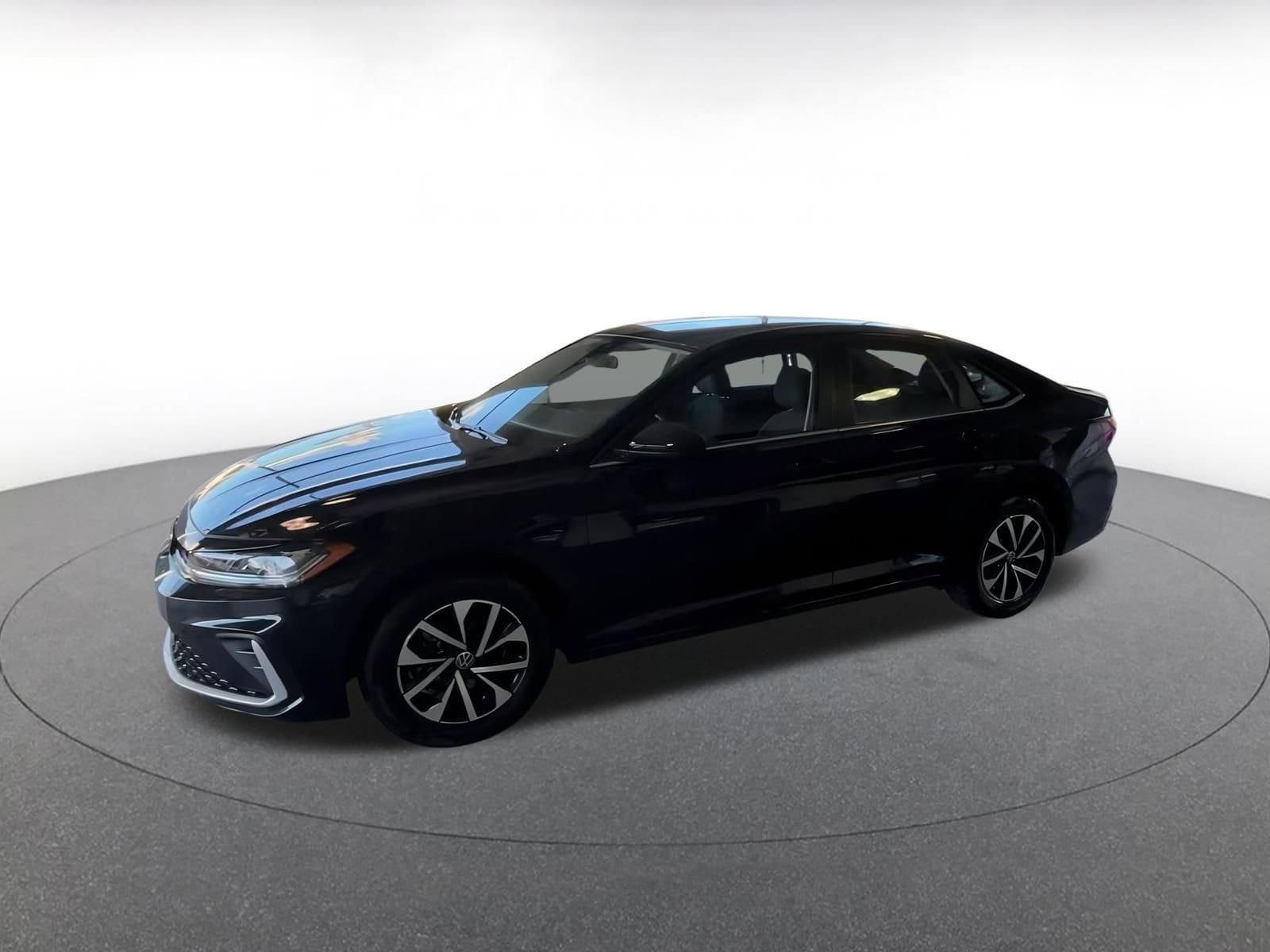 Thumbnail: 2025 Volkswagen Jetta - 5