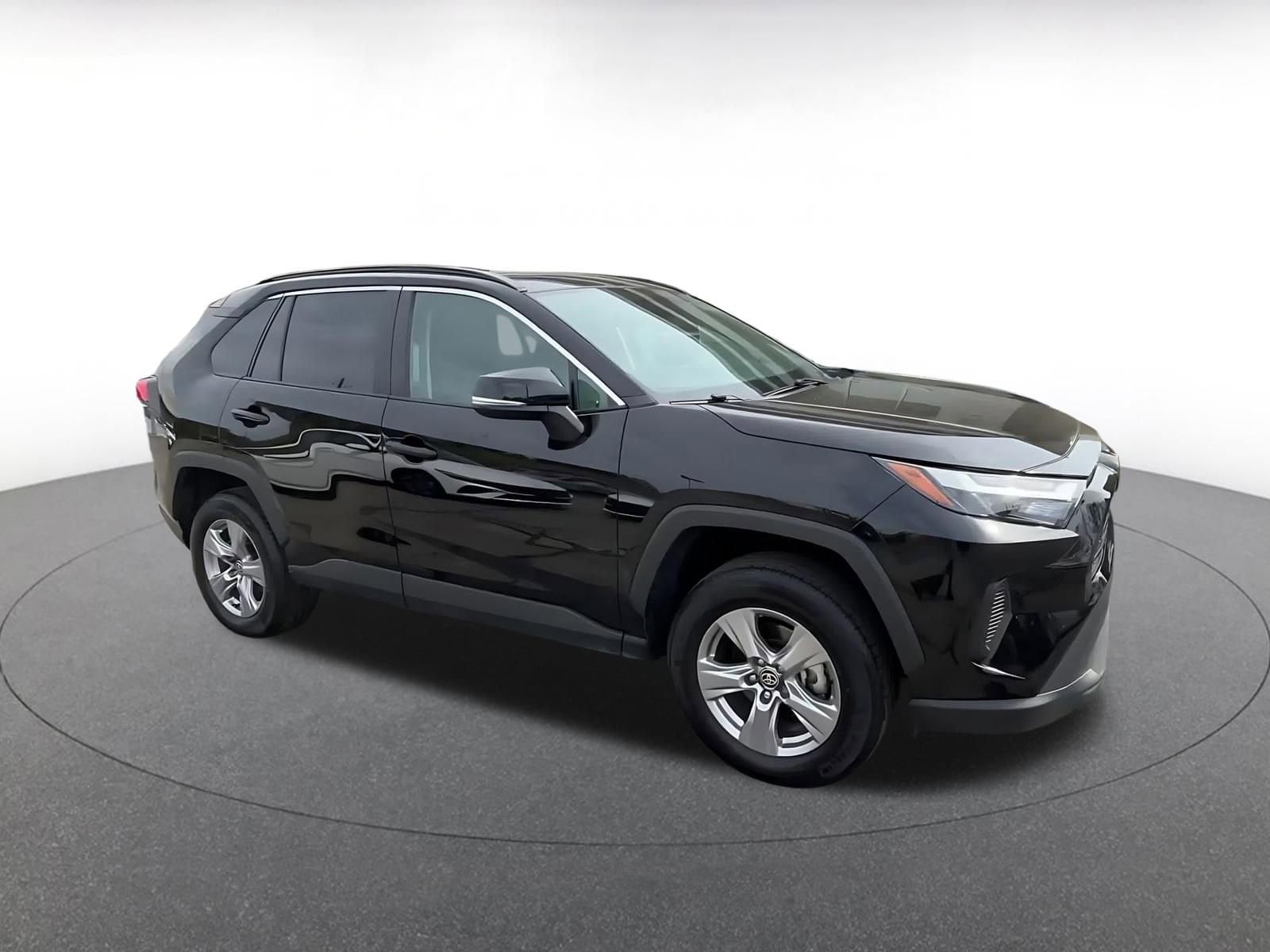 Thumbnail: 2025 Toyota RAV4 - 2