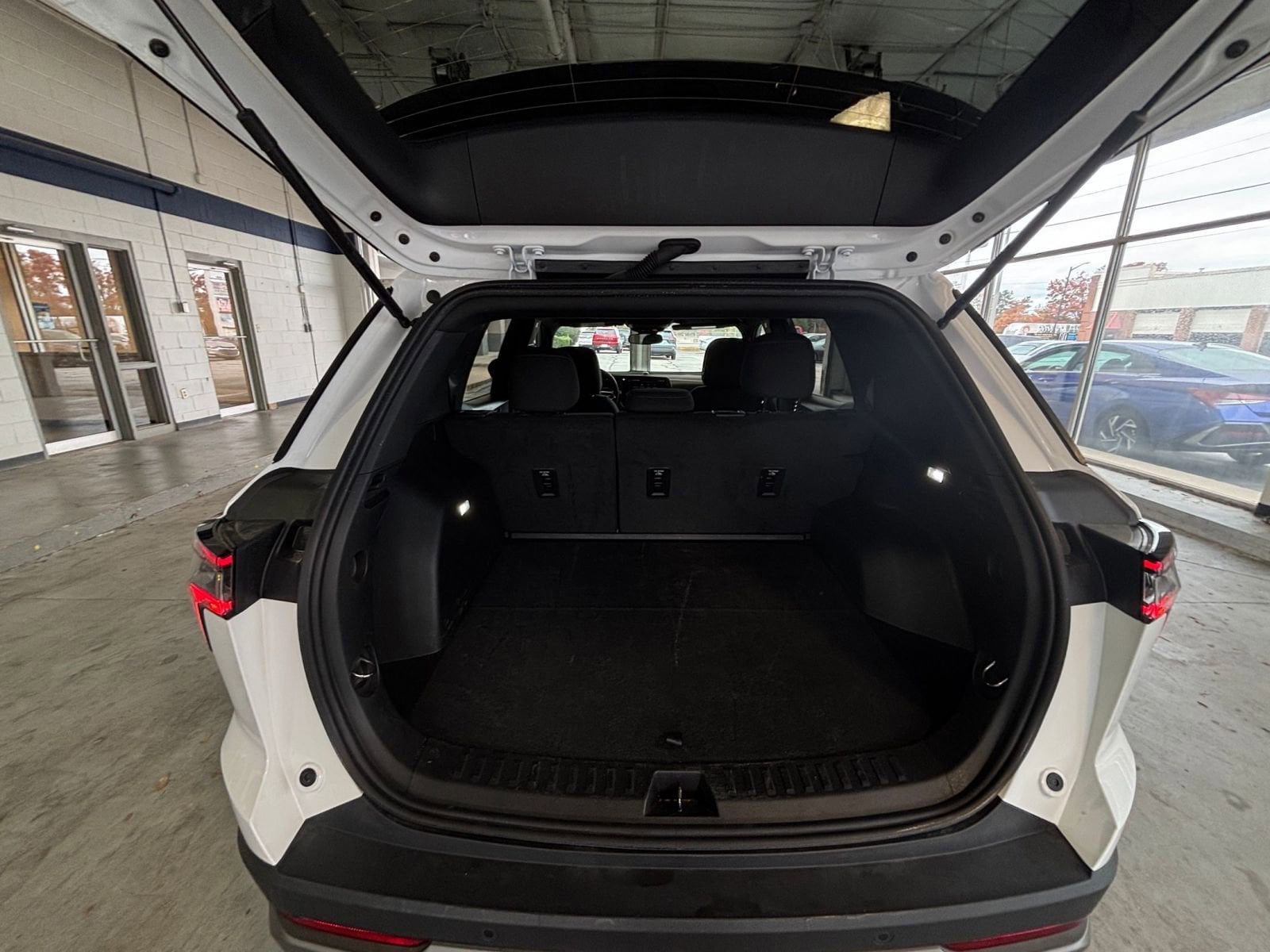 Thumbnail: 2025 Chevrolet Equinox - 30