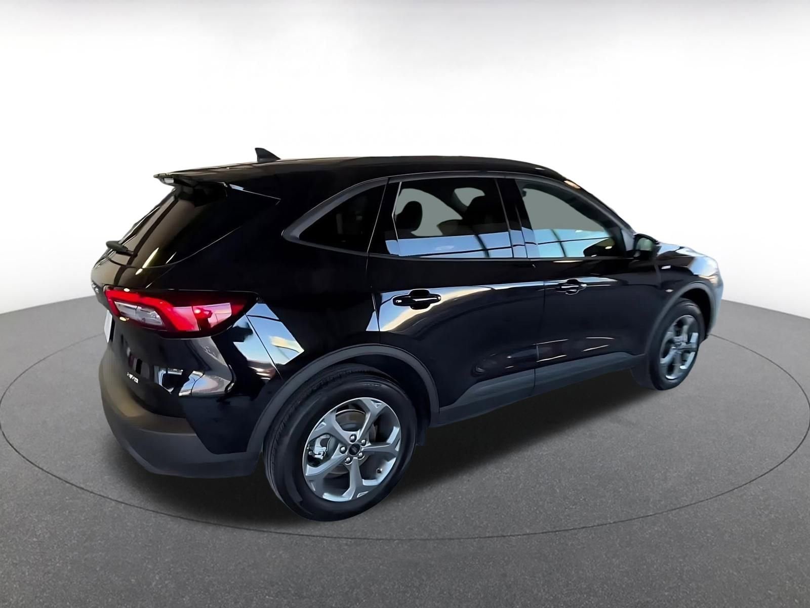 Thumbnail: 2025 Ford Escape - 15