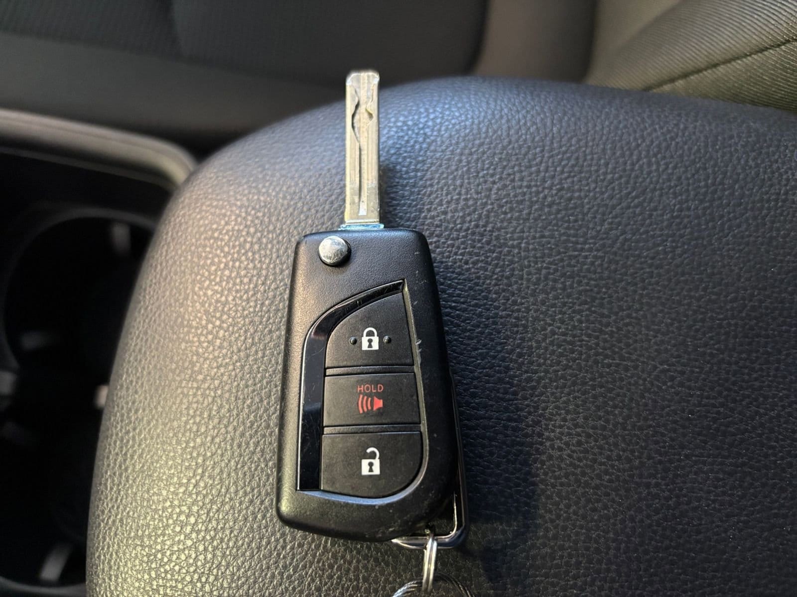 Thumbnail: 2025 Toyota RAV4 - 22