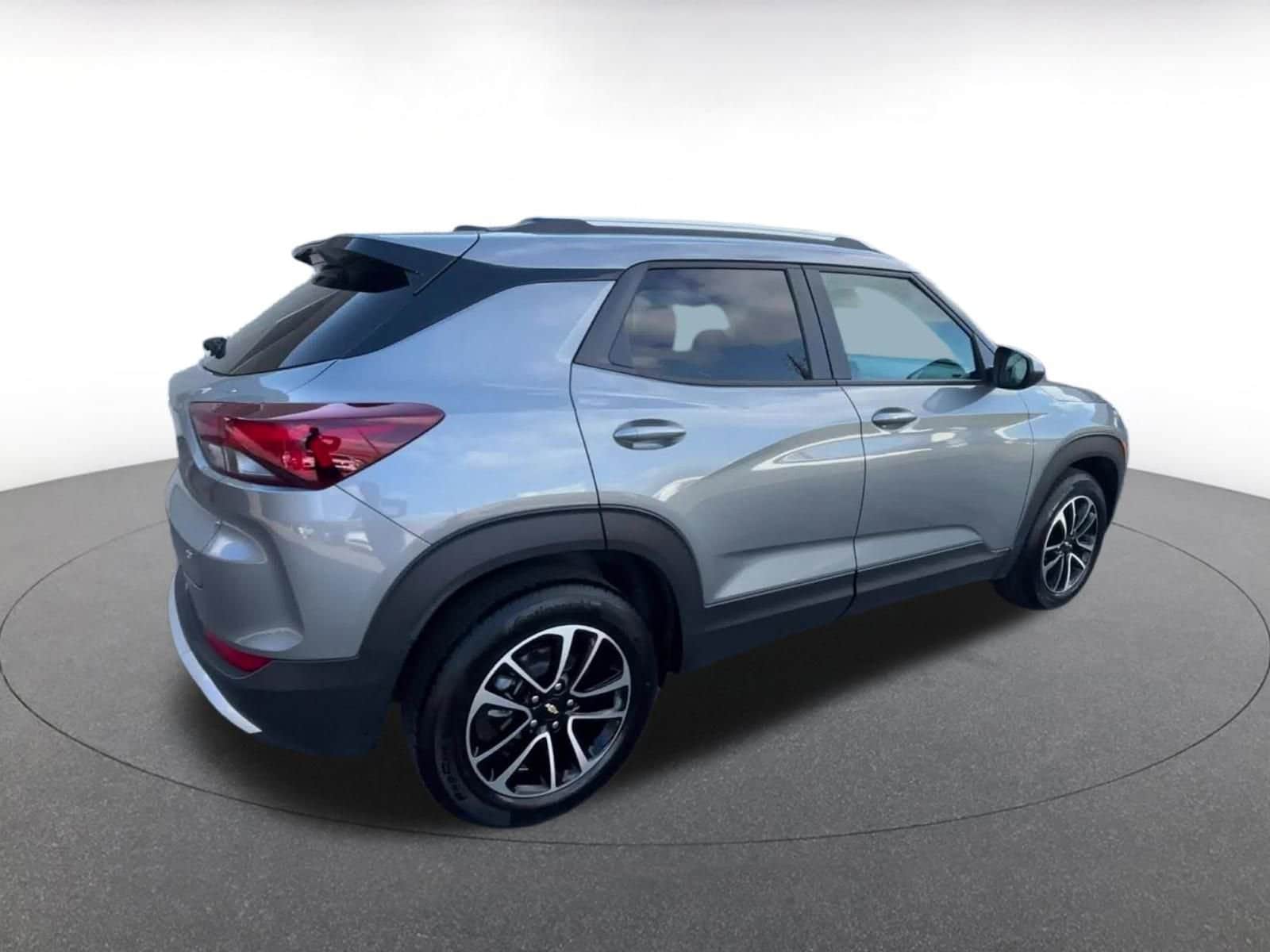 Thumbnail: 2025 Chevrolet TrailBlazer - 21