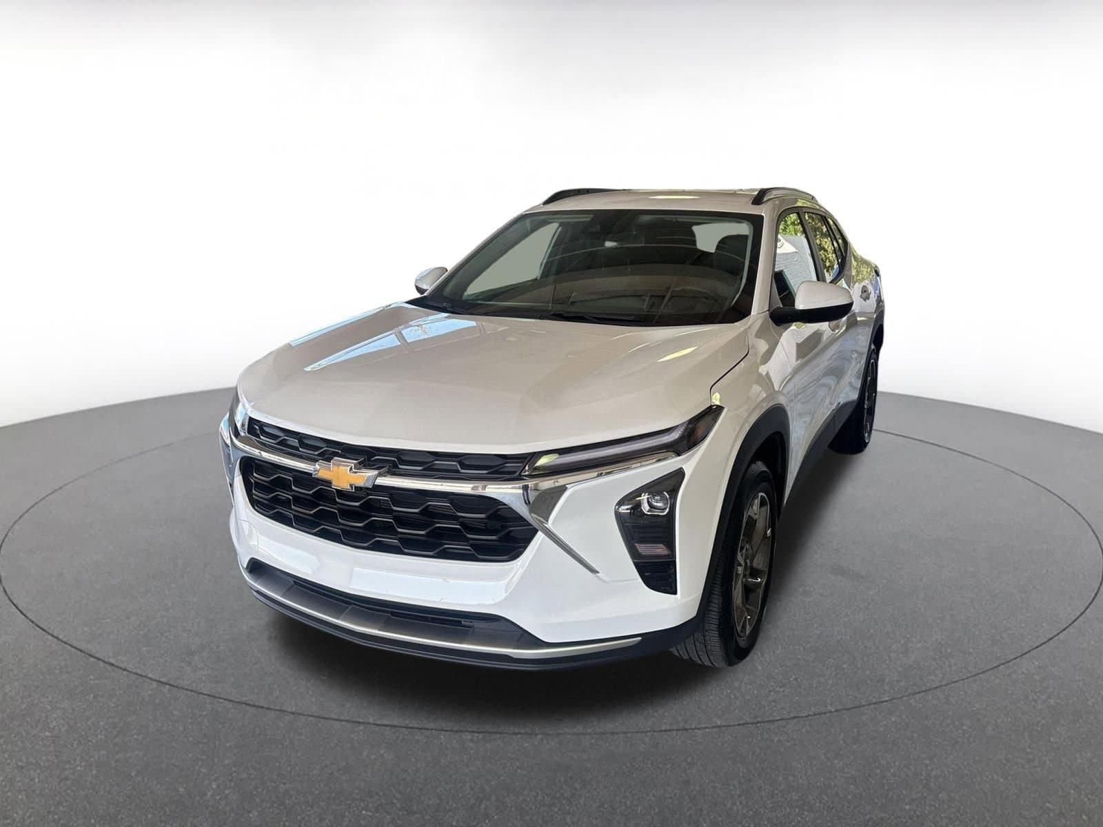 Thumbnail: 2025 Chevrolet Trax - 7