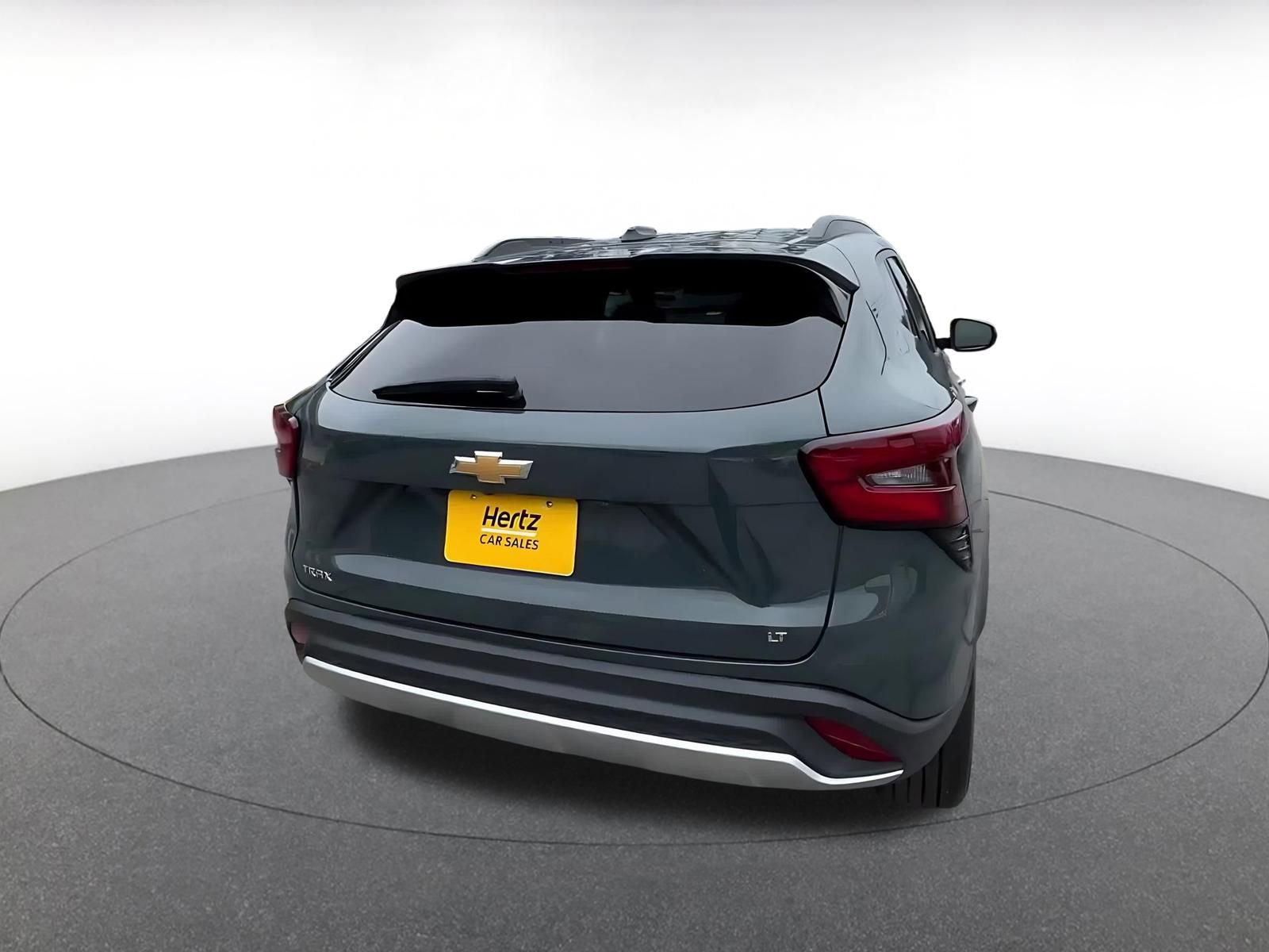 Thumbnail: 2025 Chevrolet Trax - 17