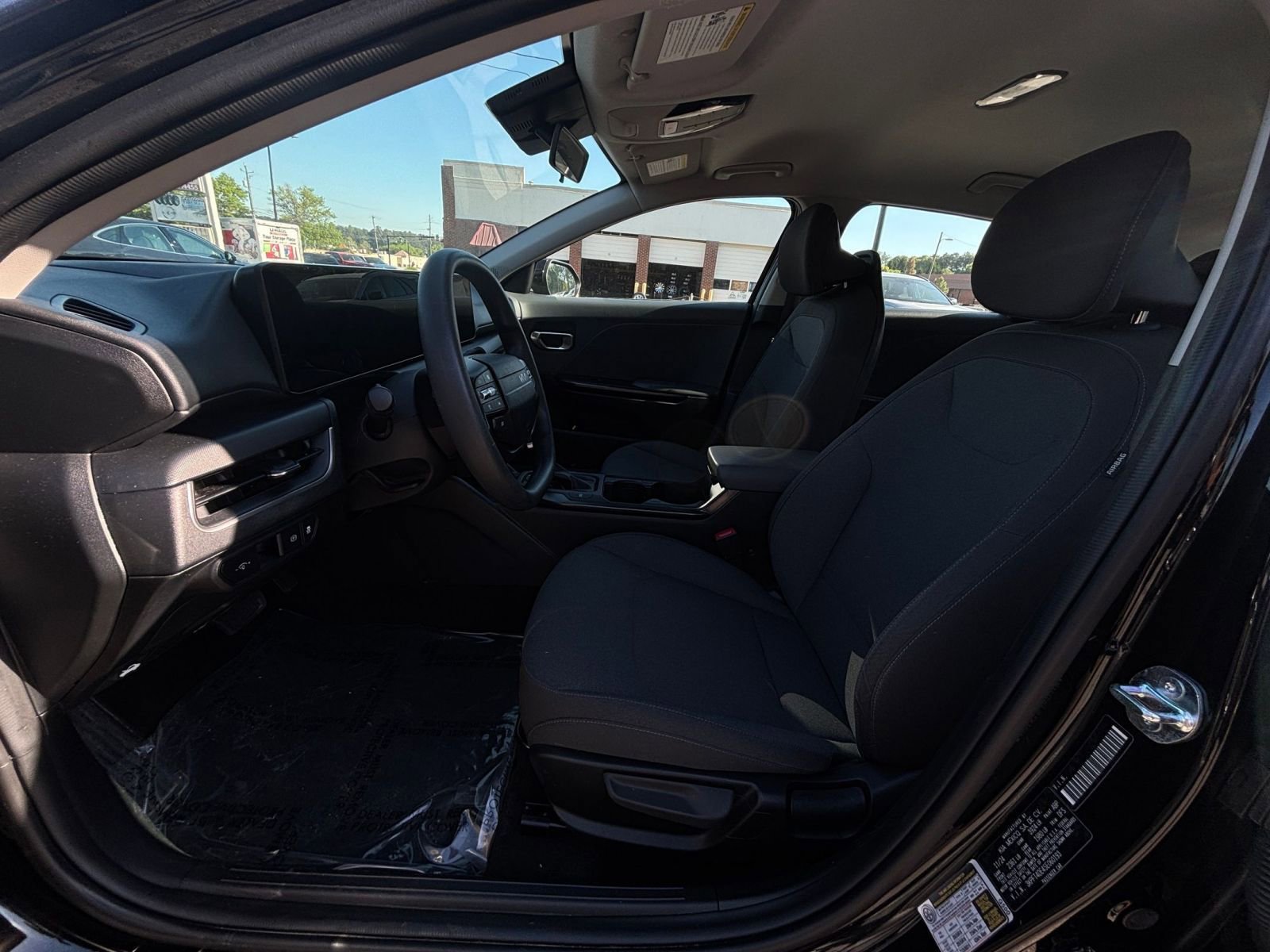 Thumbnail: 2025 Kia K4 - 29