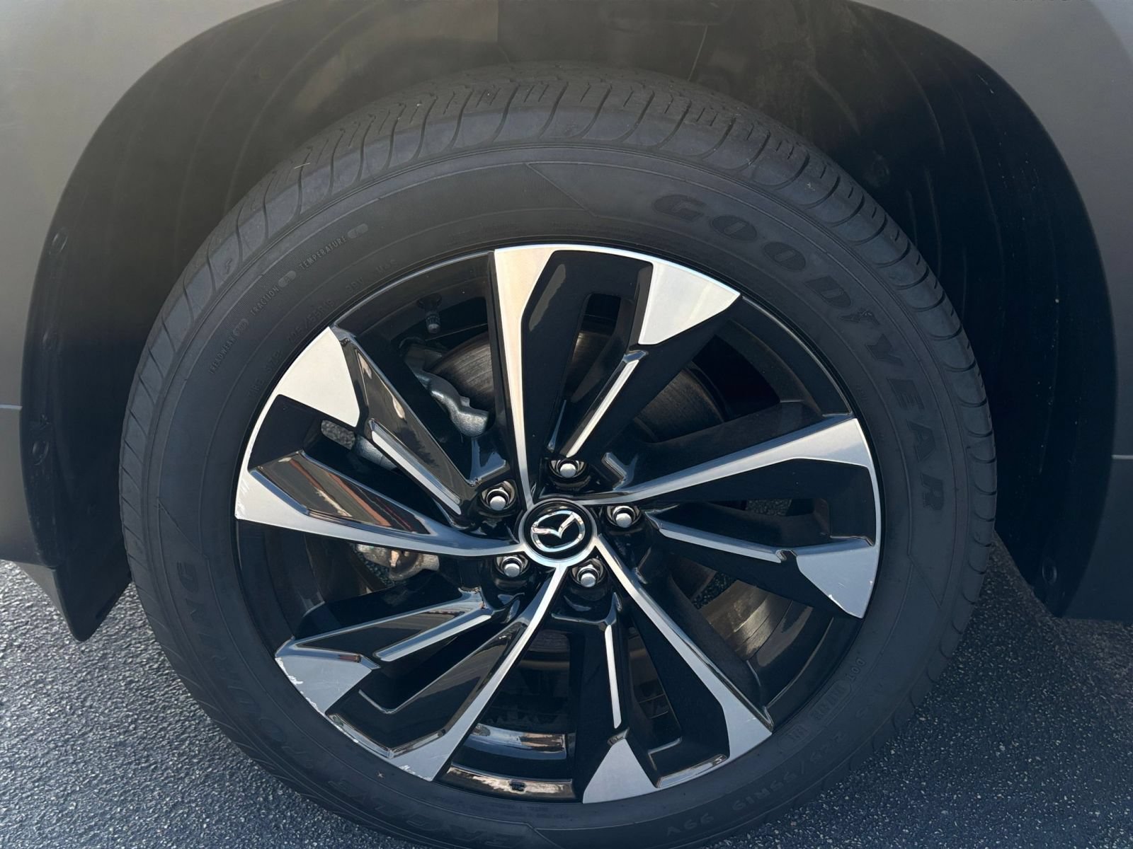 Thumbnail: 2025 Mazda CX-50 - 33