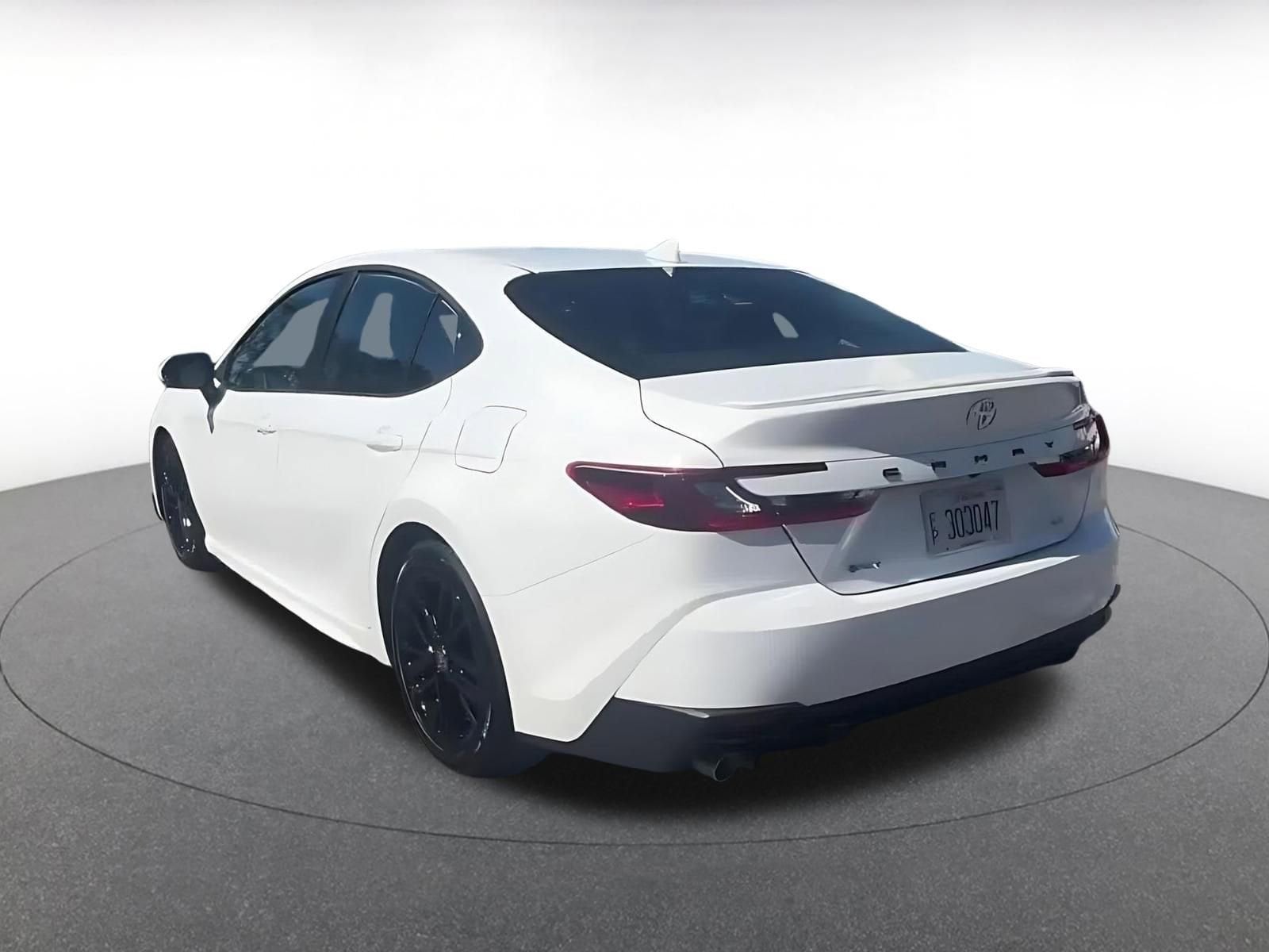 Thumbnail: 2025 Toyota Camry - 16