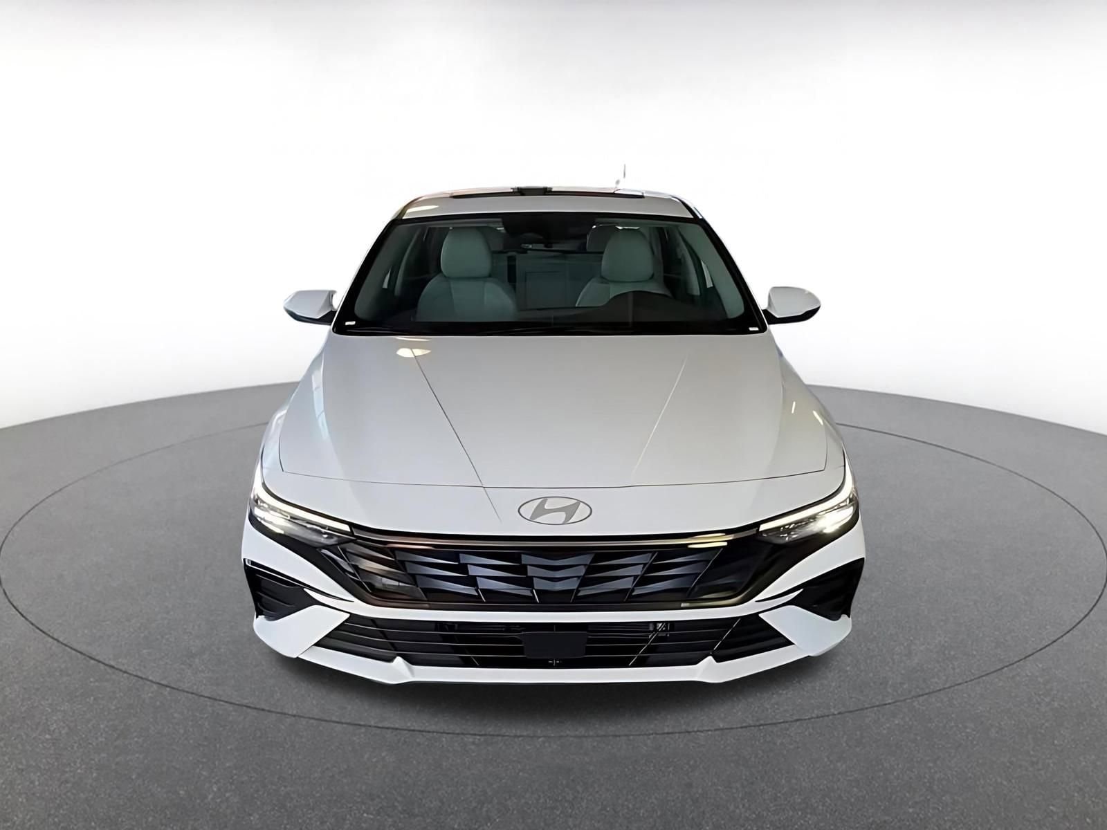 Thumbnail: 2025 Hyundai Elantra - 6