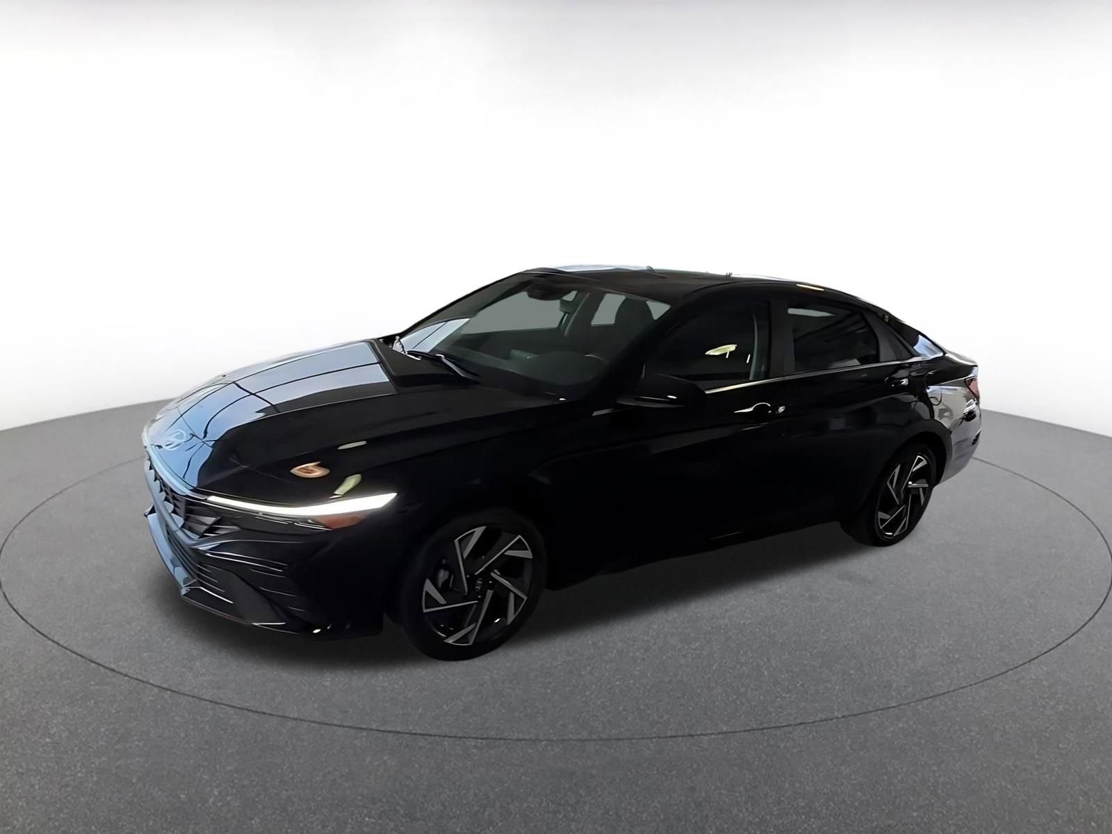 Thumbnail: 2025 Hyundai Elantra - 8